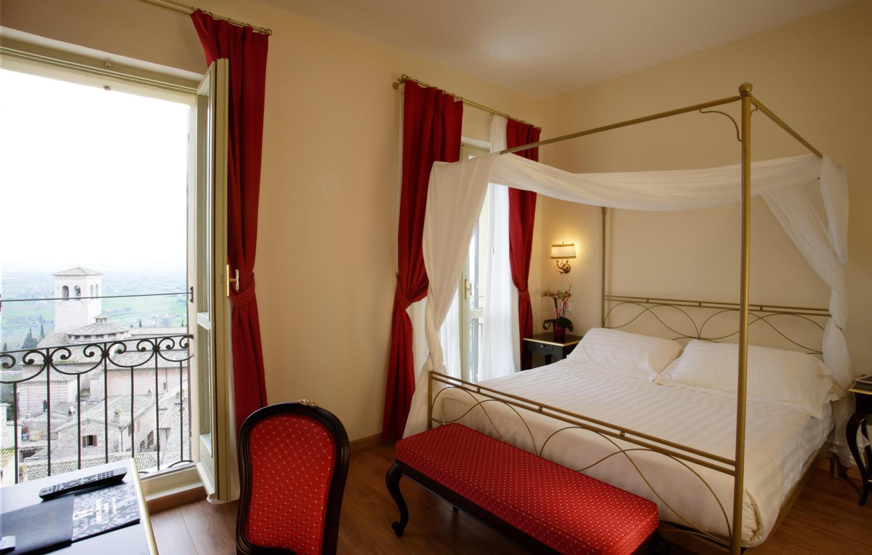 Suite with Valley View