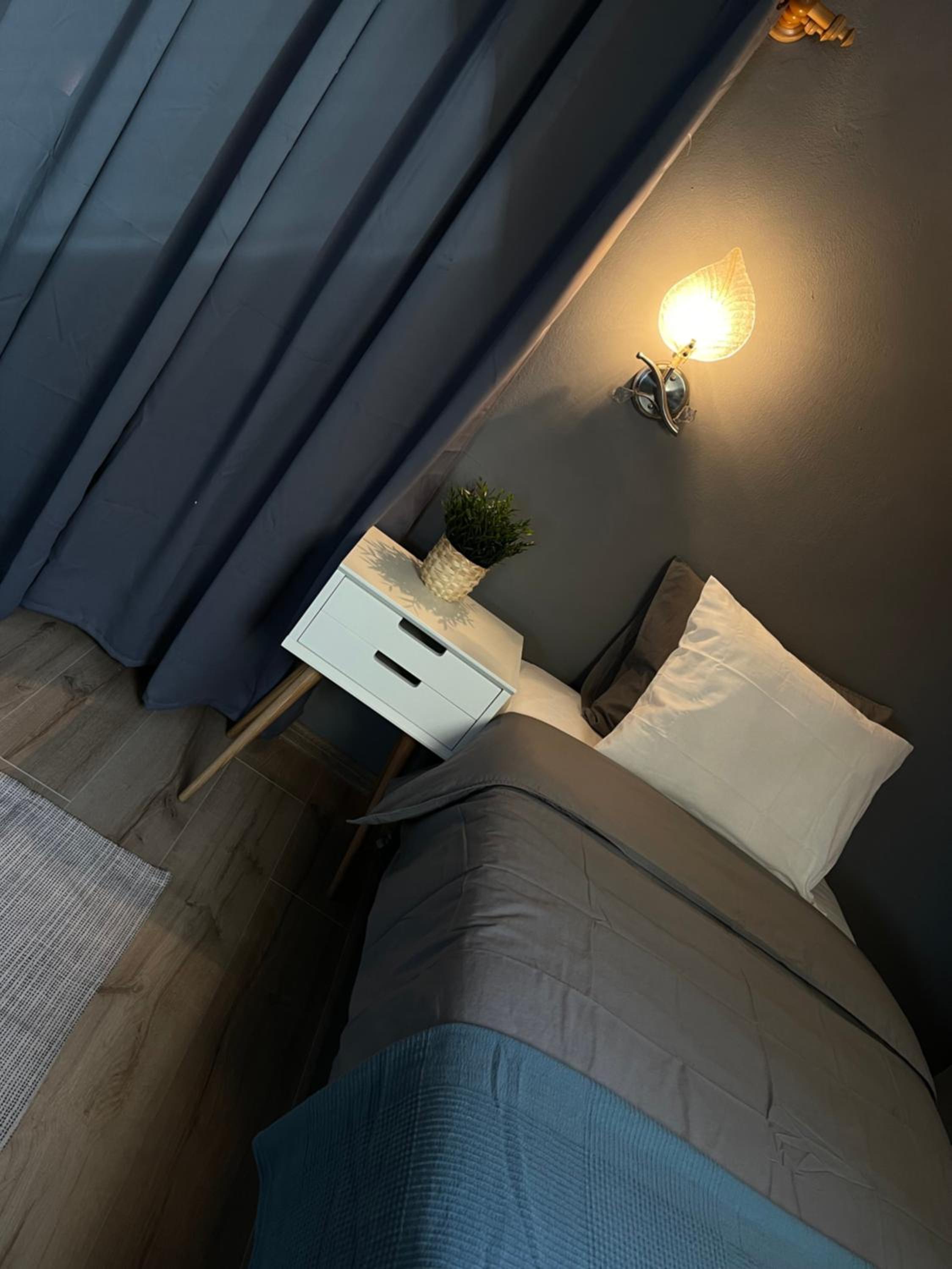 Twin Room with Extra Bed - Photo 5