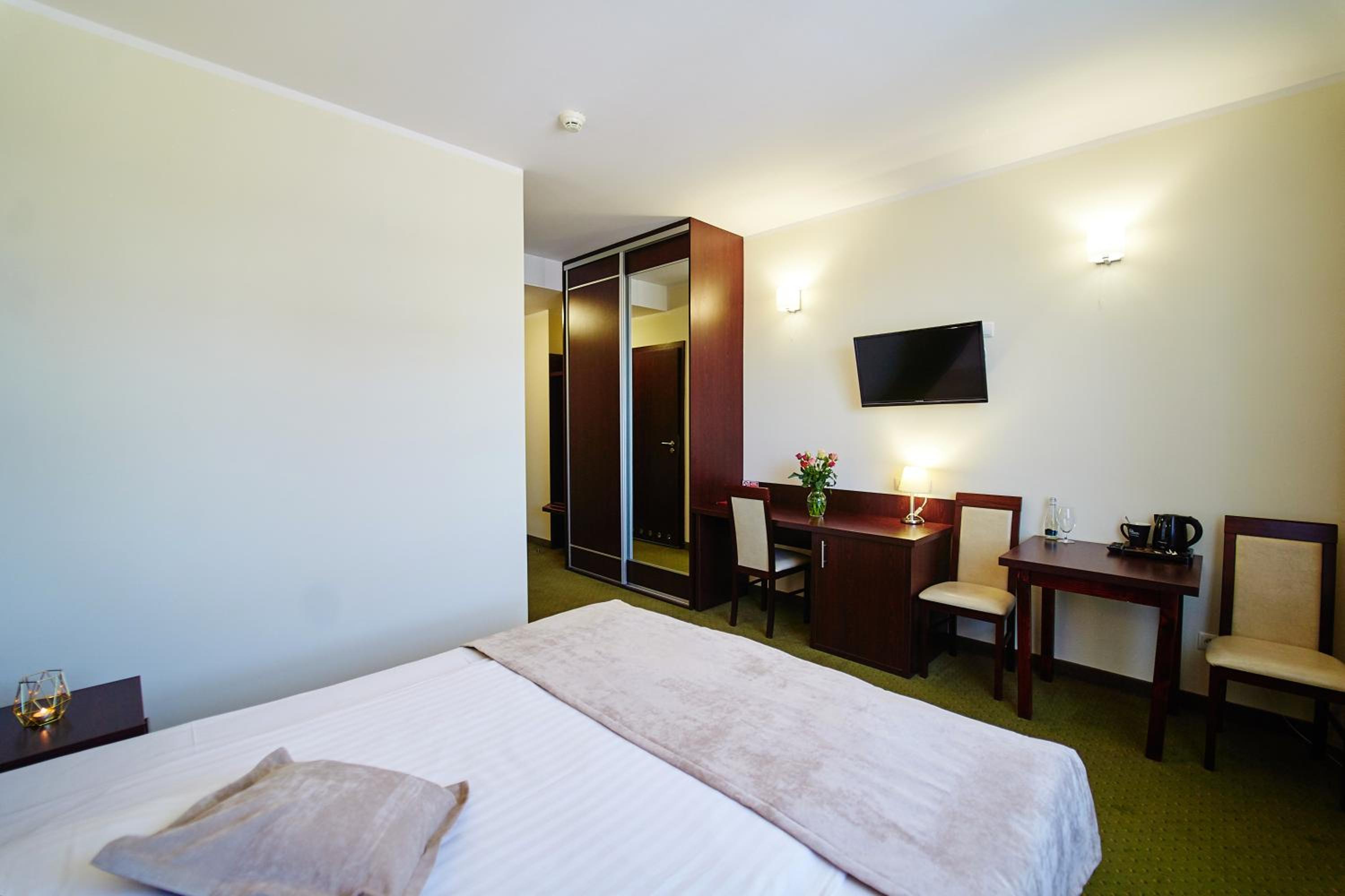 Standard Single Room with Shower photo 2