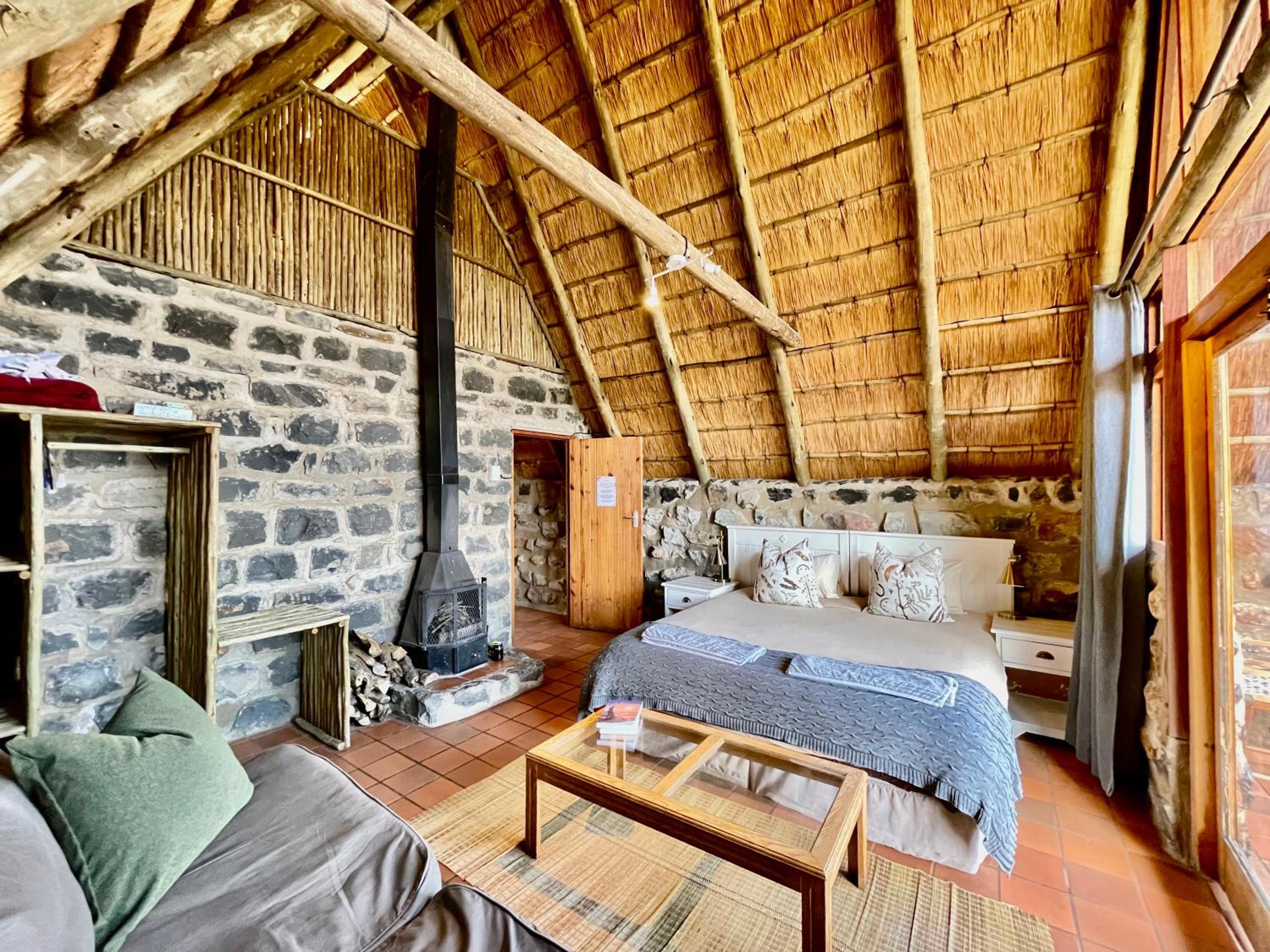 Kingfisher Cottage with Hot Tub