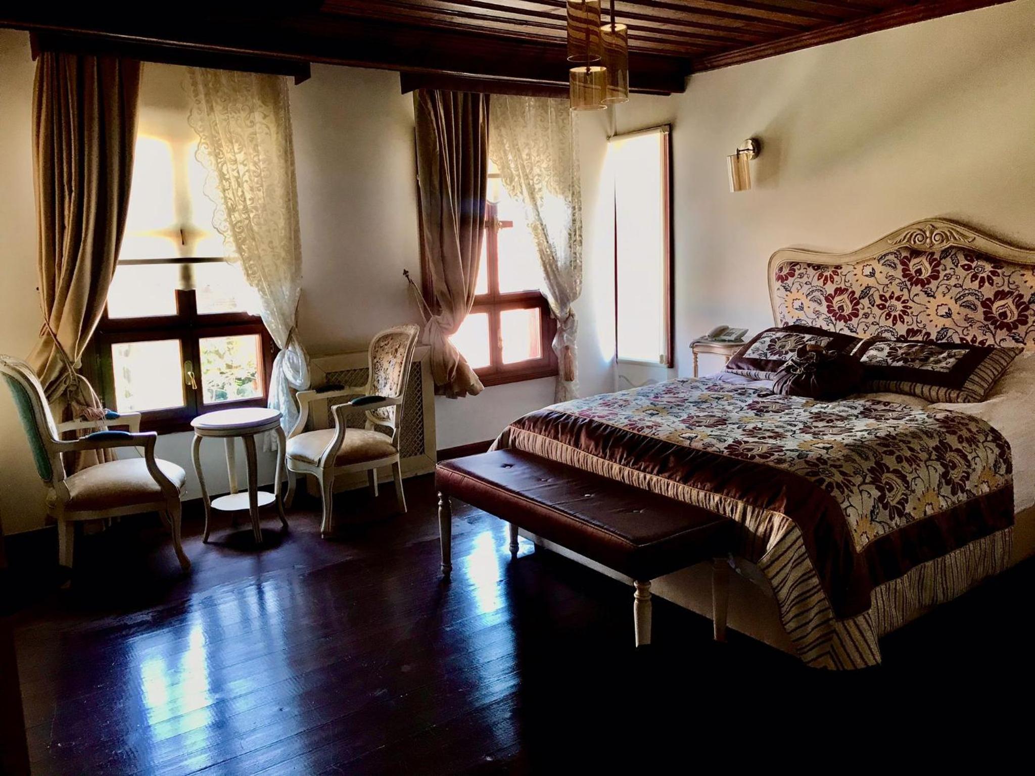 Standard Double Room photo 3