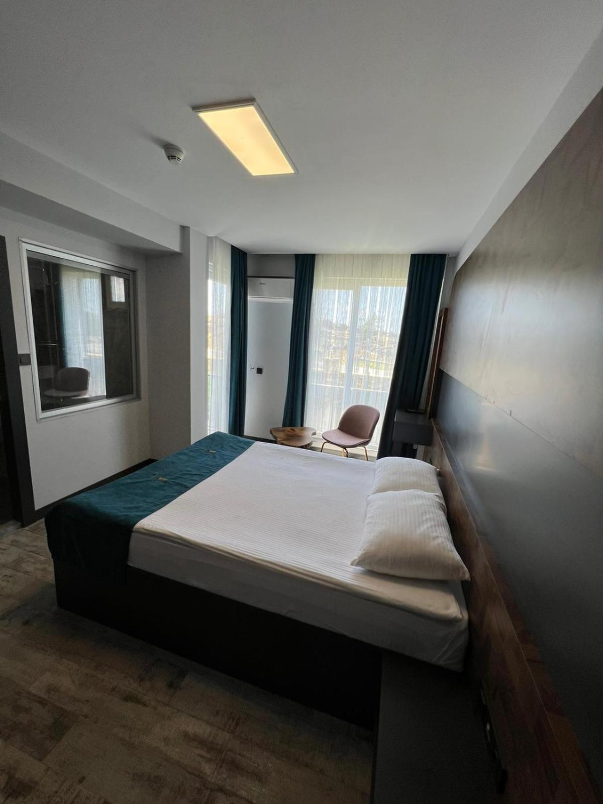 Superior Double Room - Photo 11