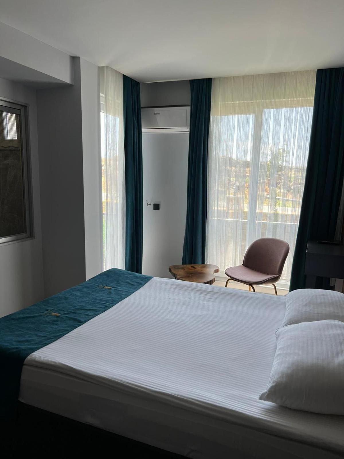 Superior Double Room - Photo 9