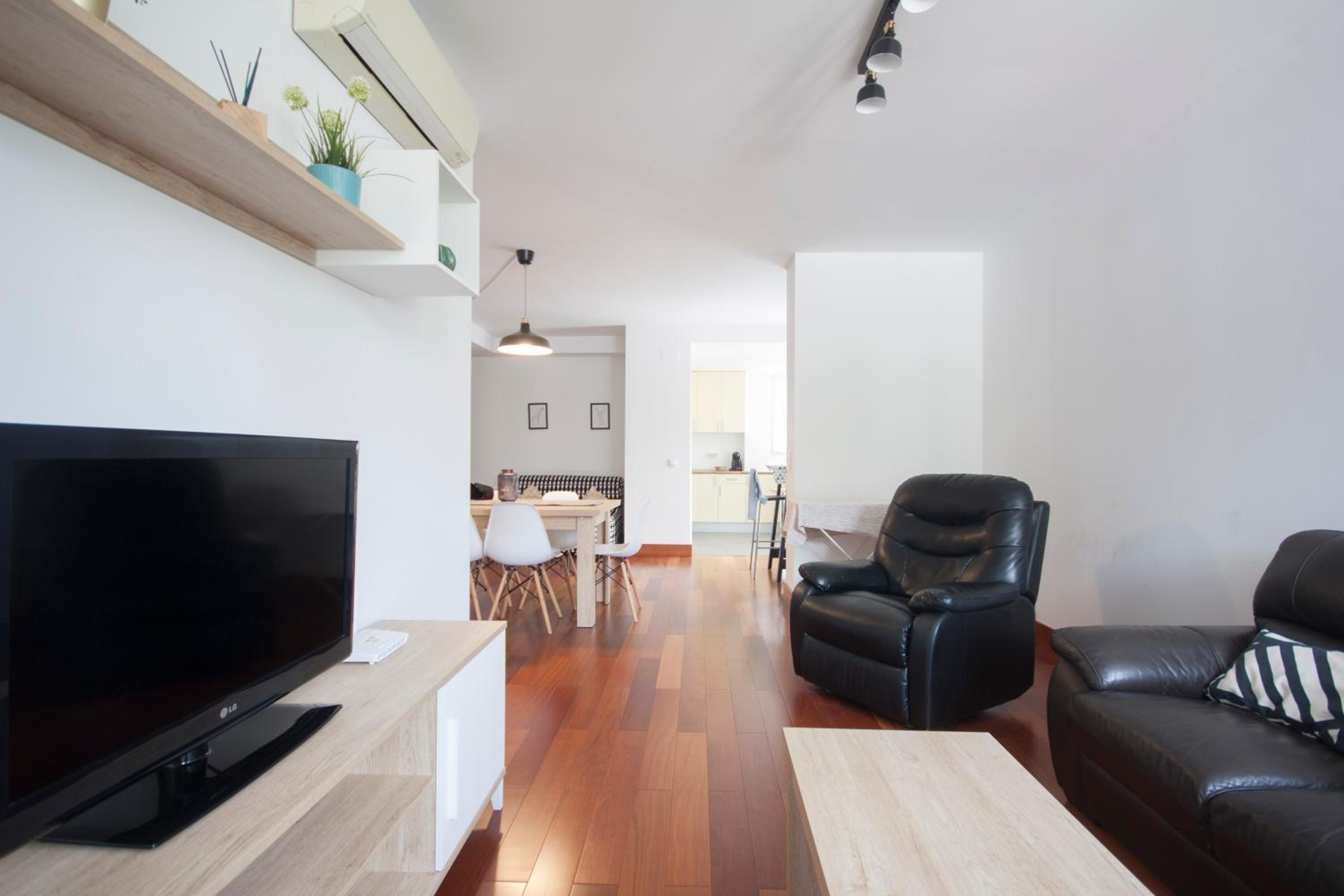 Two-Bedroom Apartment photo 2