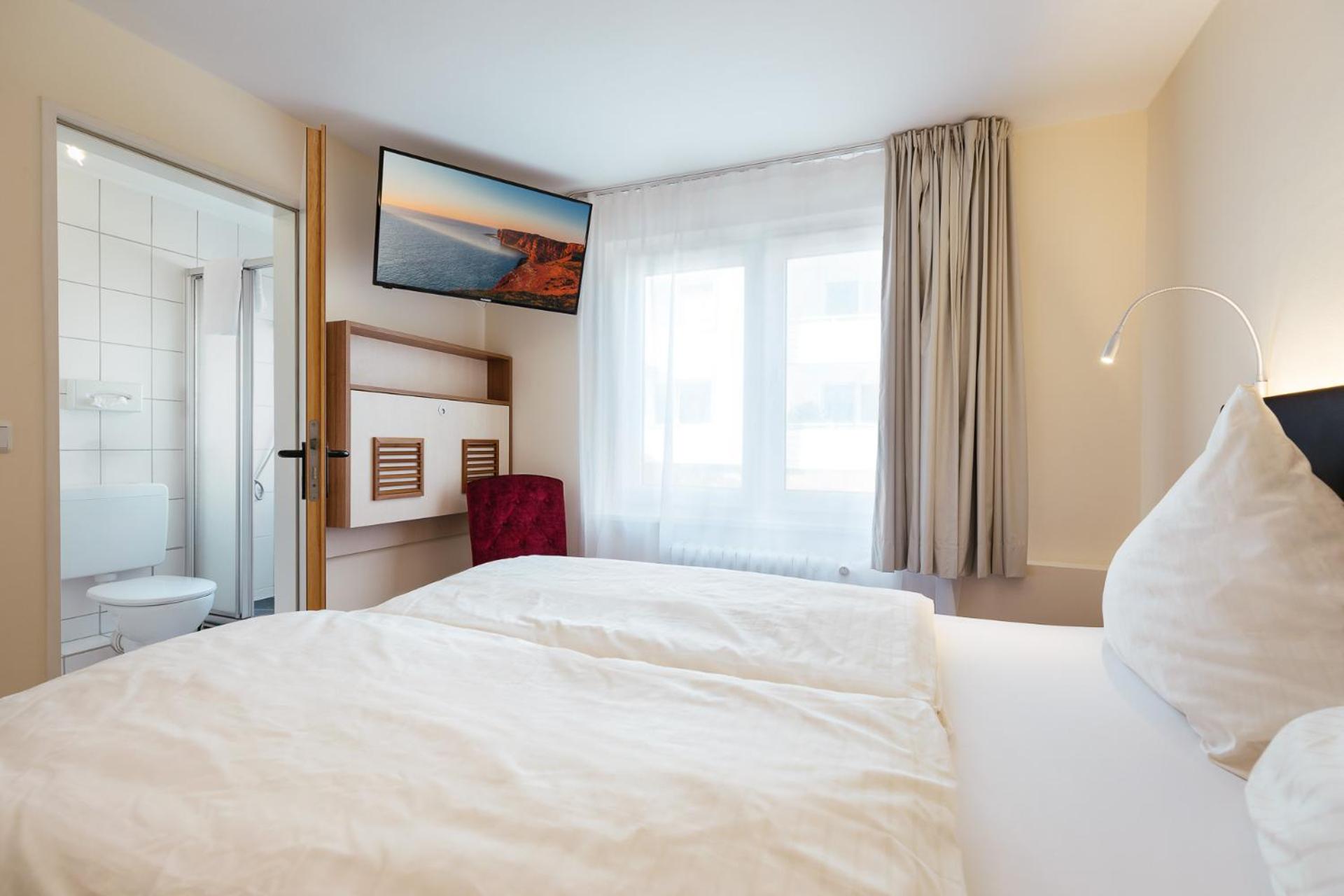 Cozy Double Room