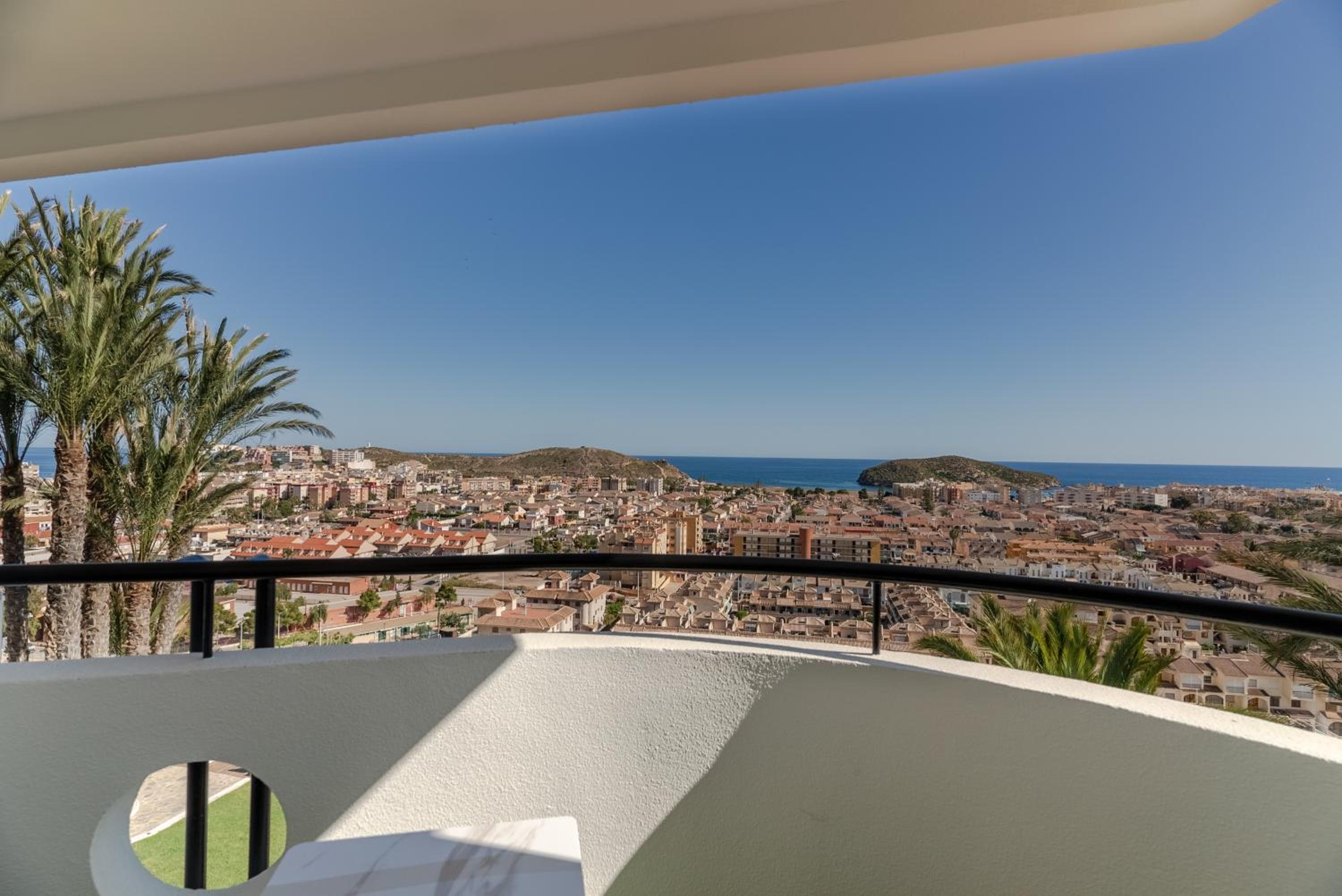 Single Beds, Deluxe Room, Sea View - Photo 5