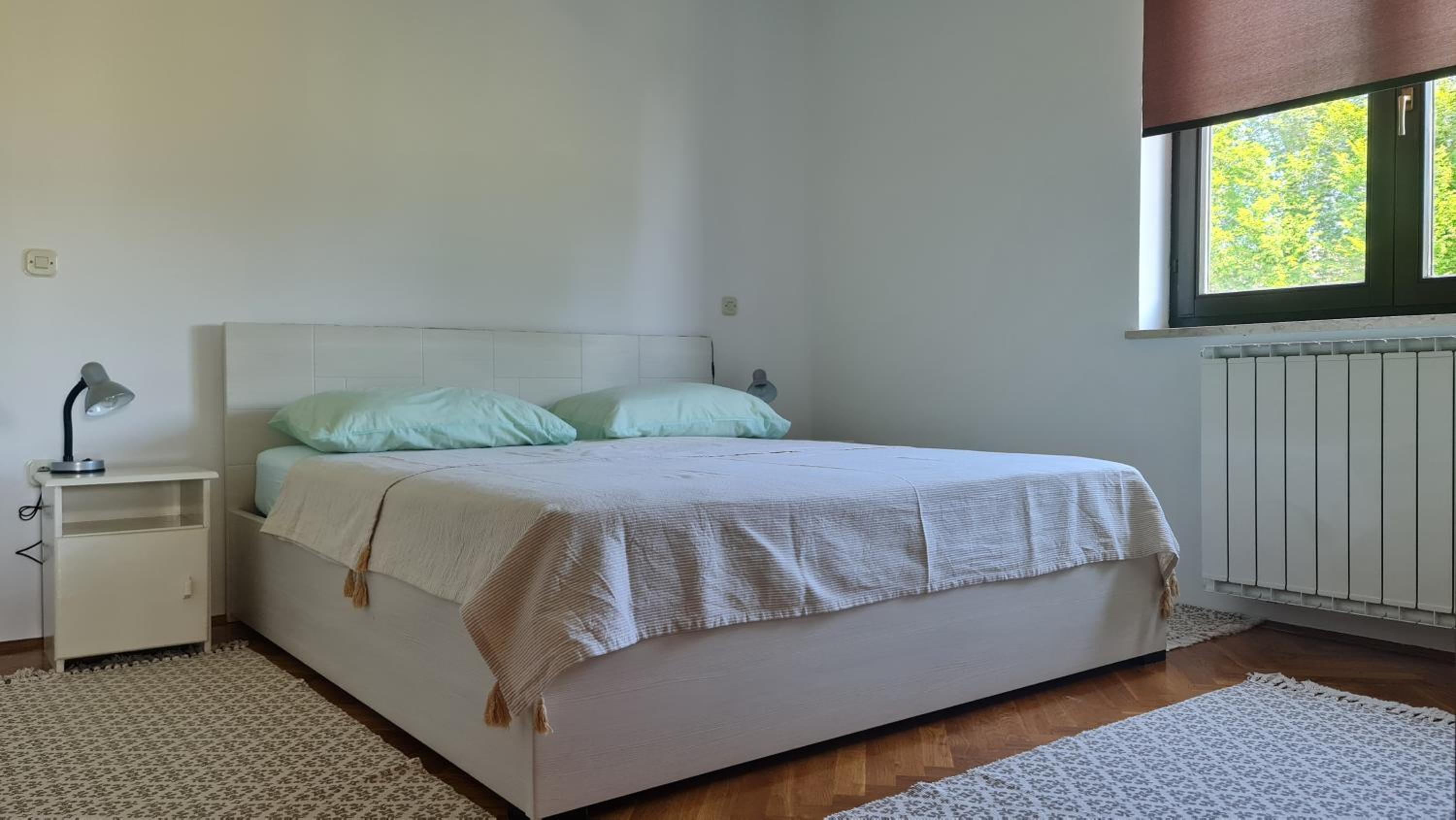 Apartment photo 1