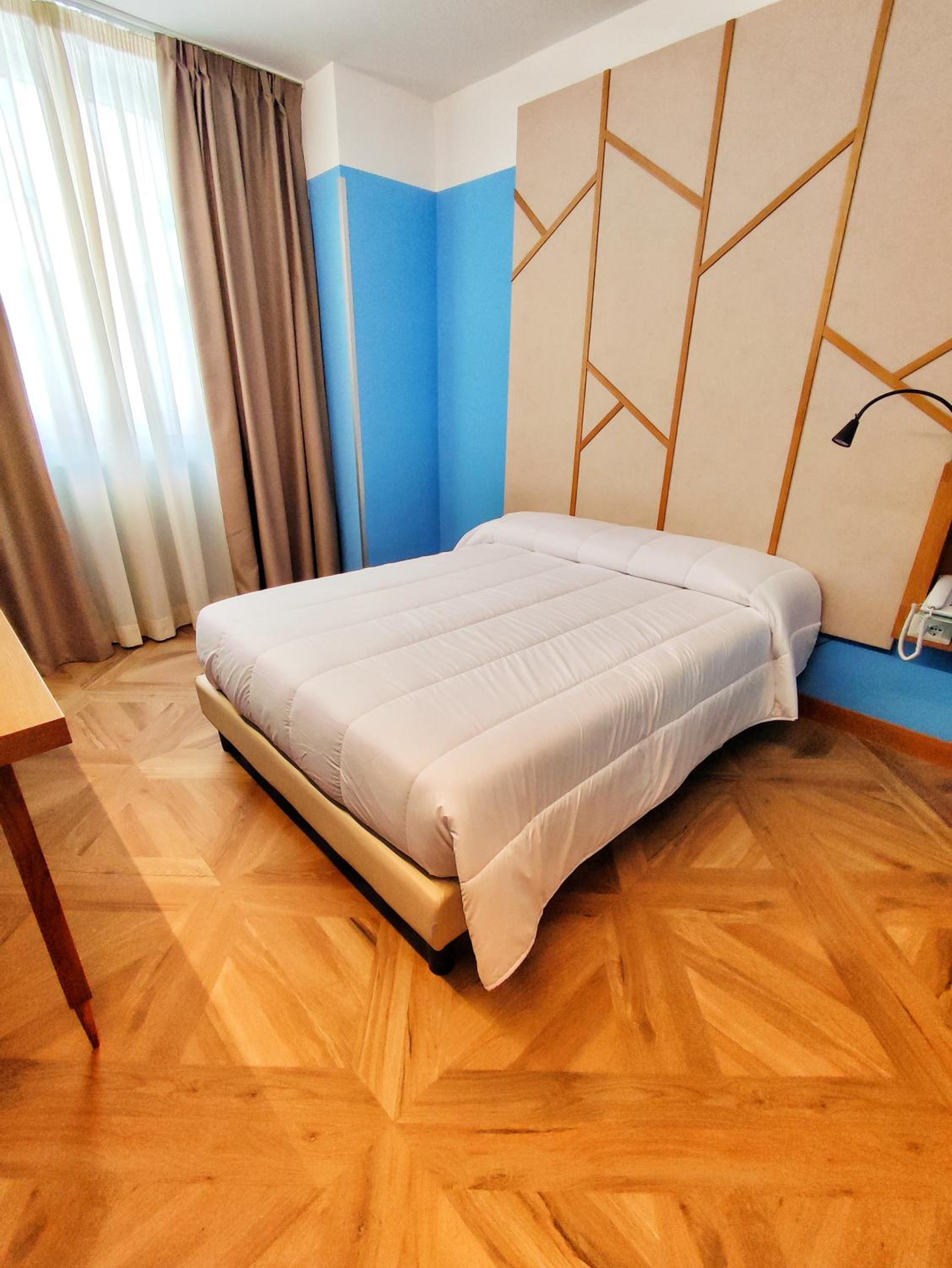 Superior Double Room - Photo 4