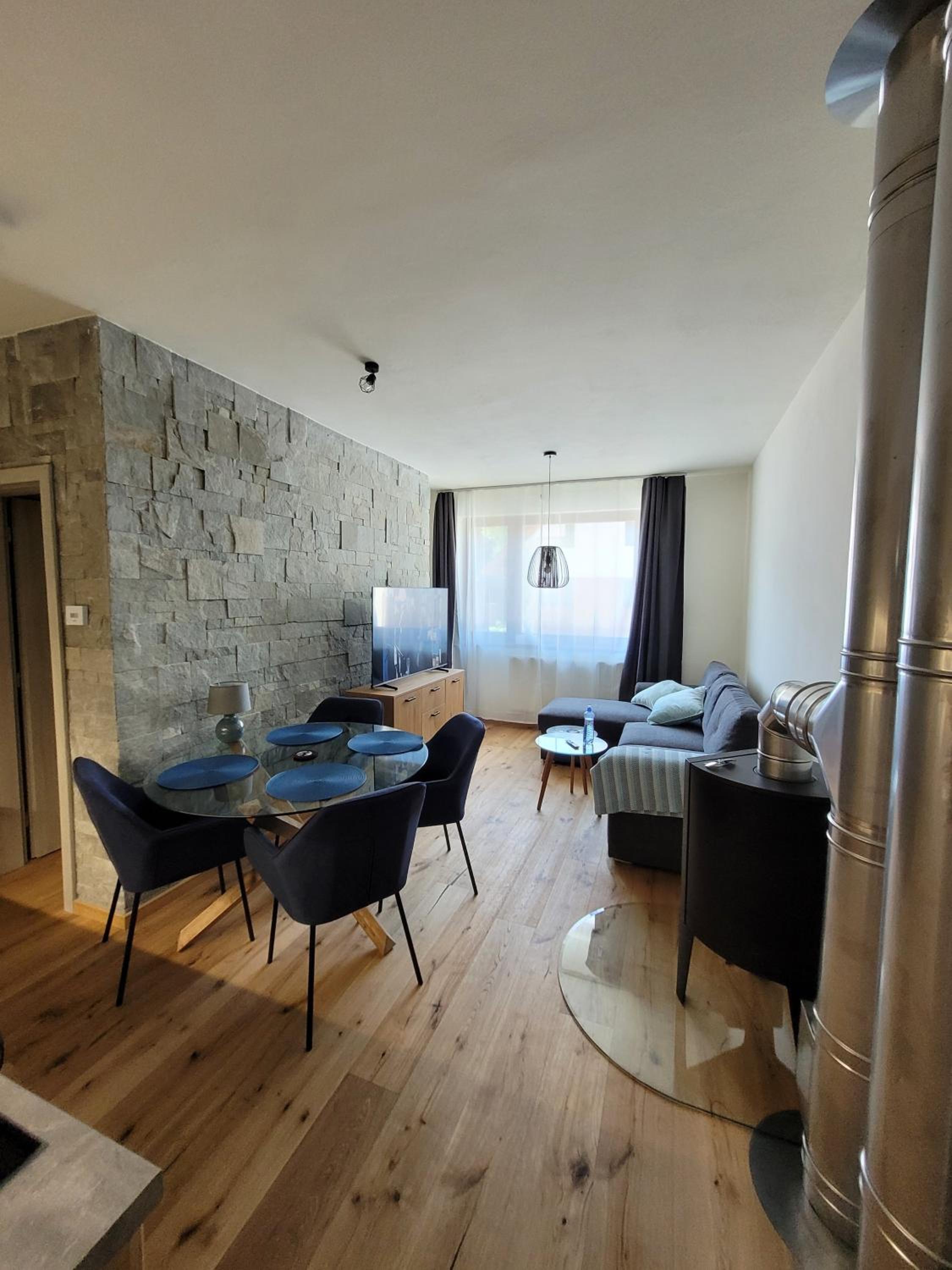 Two-Bedroom Apartment - Photo 1