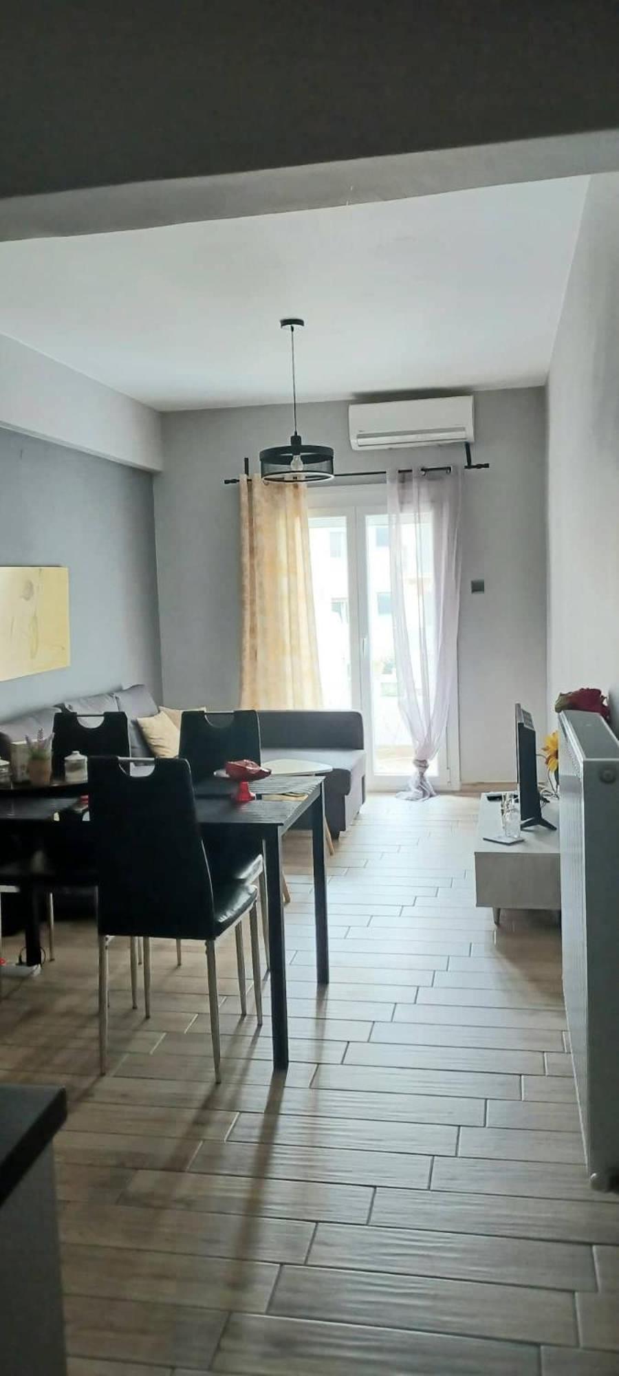 Apartment with View and Balcony - Photo 9