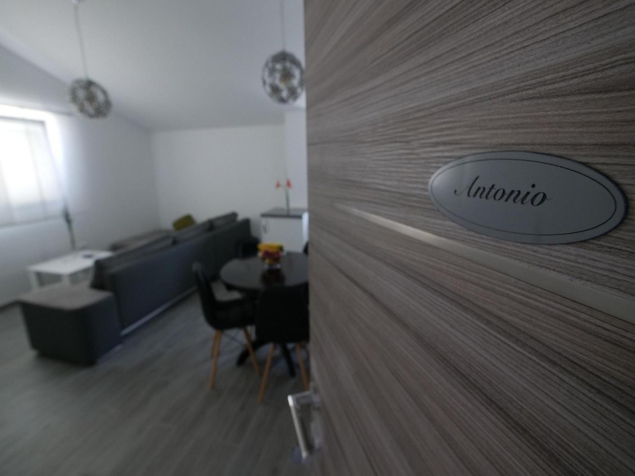 One Bedroom Apartment