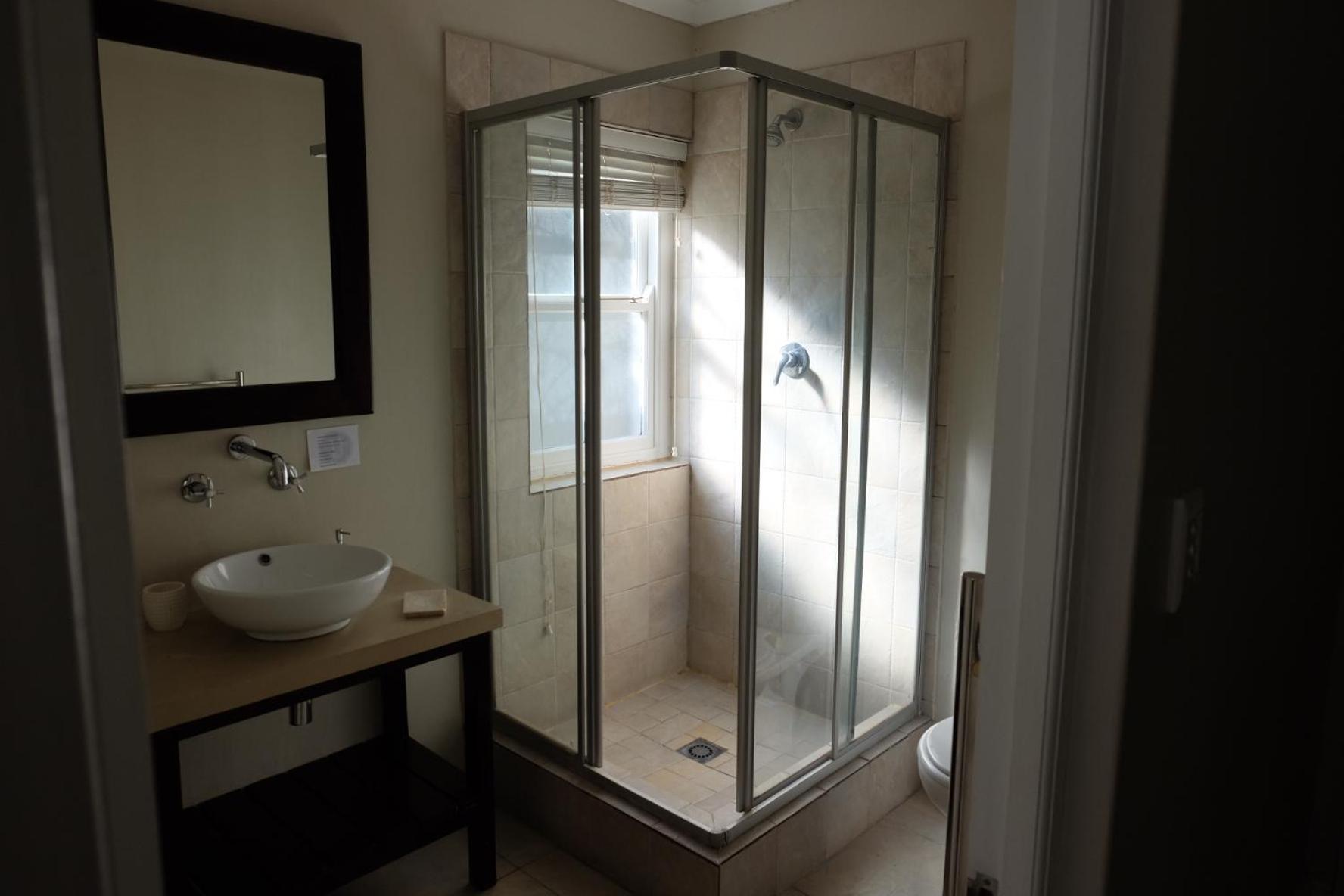 Apartment with Sea View - Photo 8