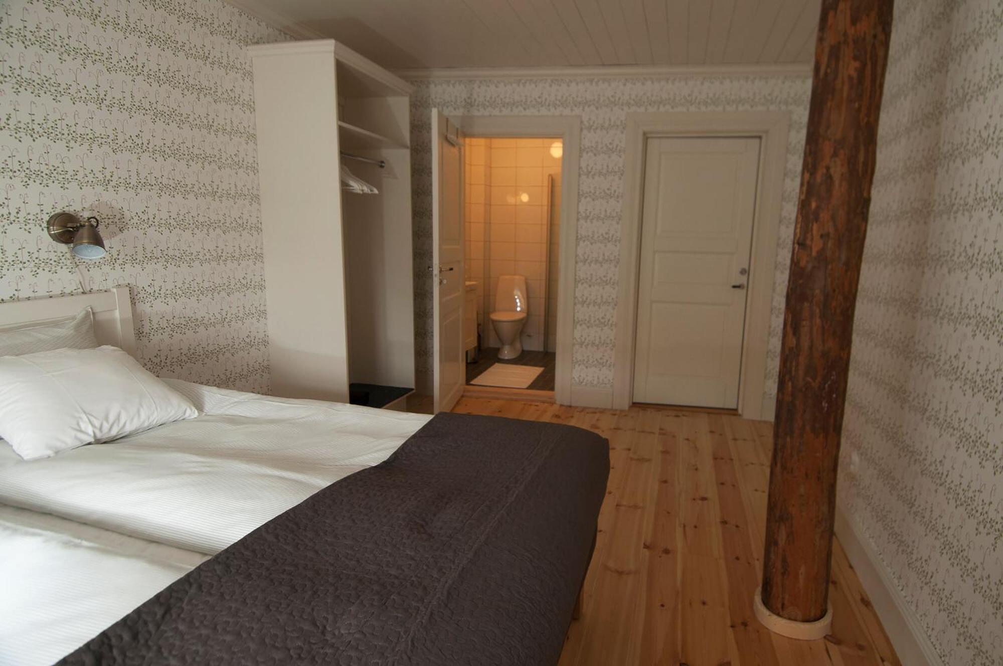 Double or Twin Room photo 3