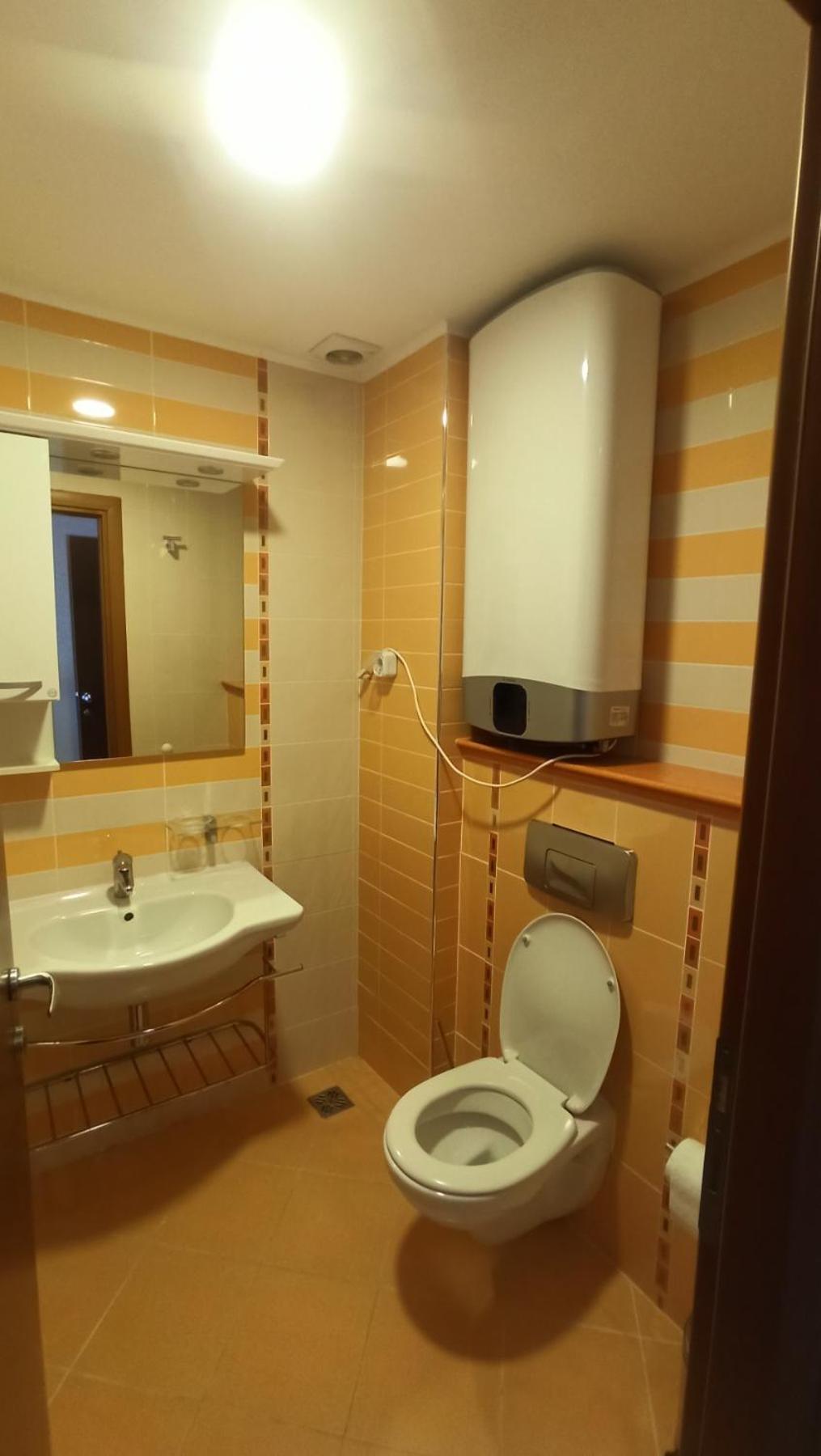 Two-Bedroom Apartment - Photo 9