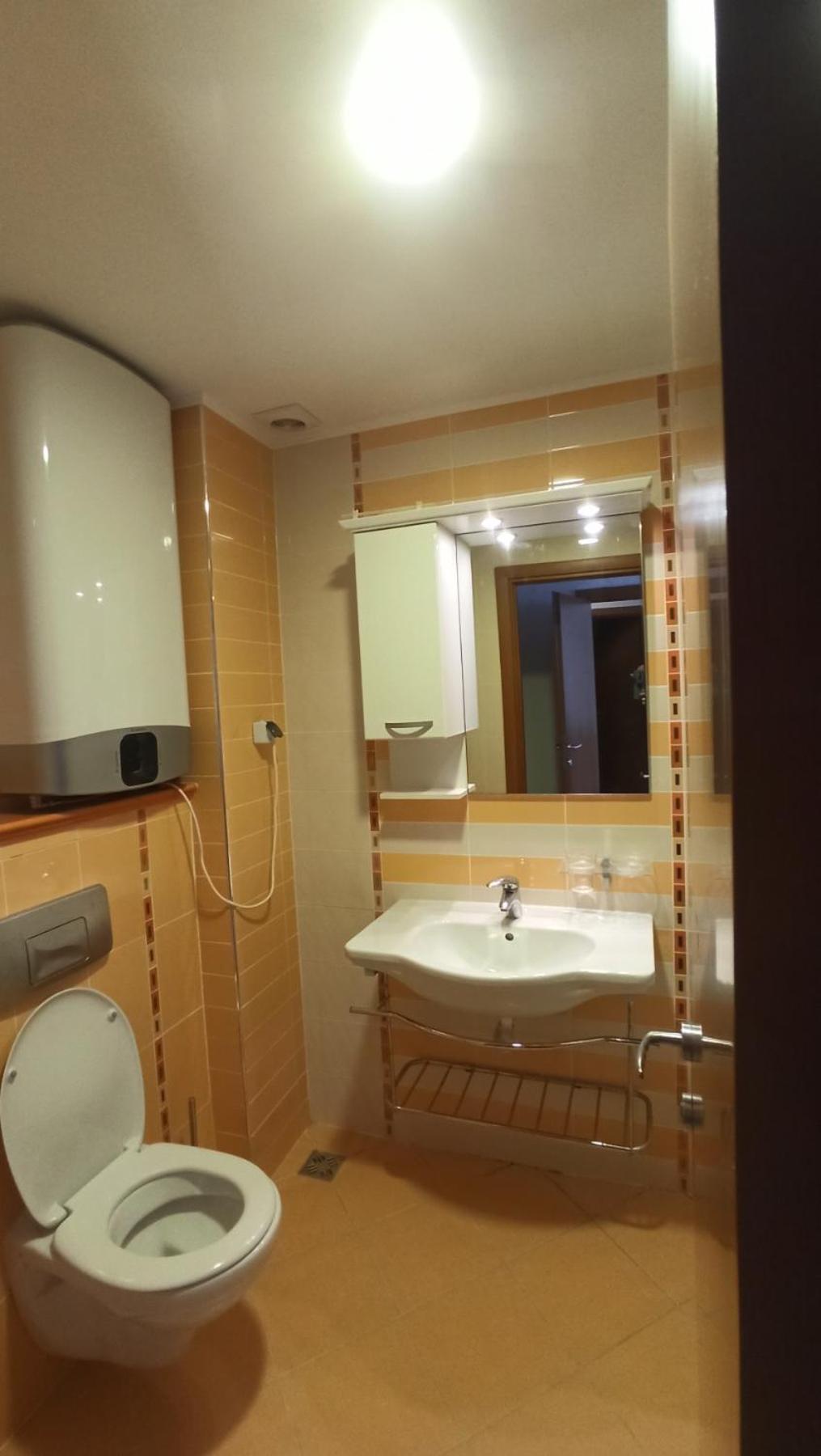 Two-Bedroom Apartment - Photo 8