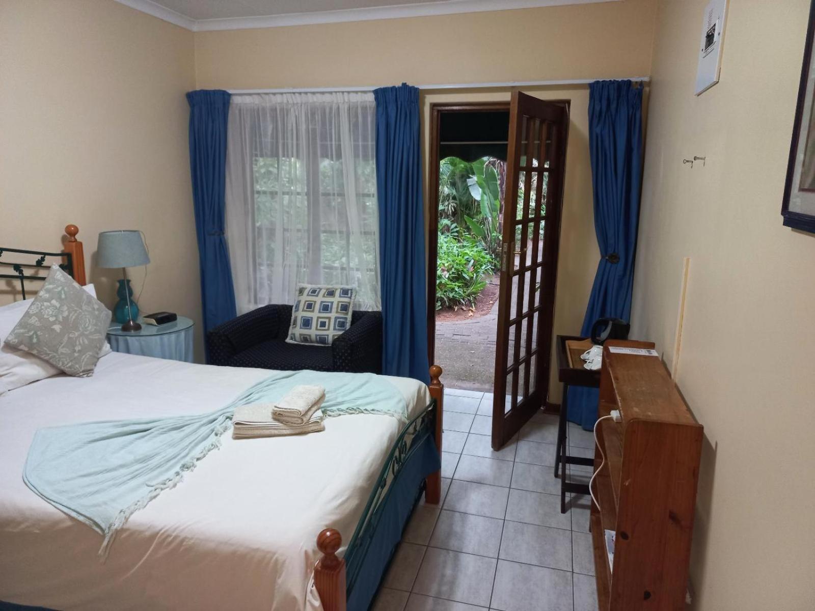 Standard Double Room - Photo 3