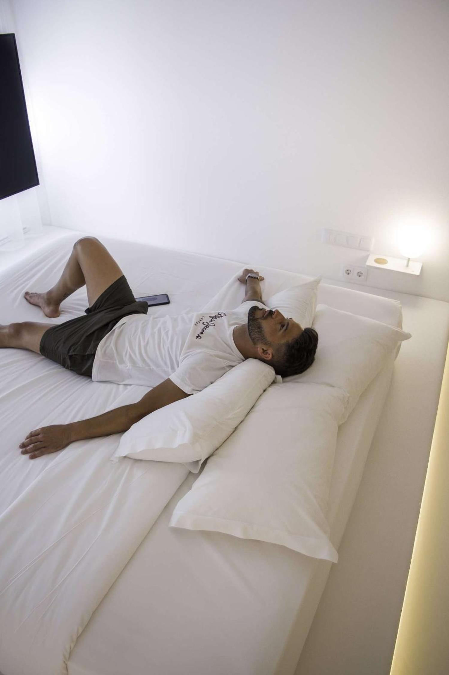 Double Room Dj thumbnail 5