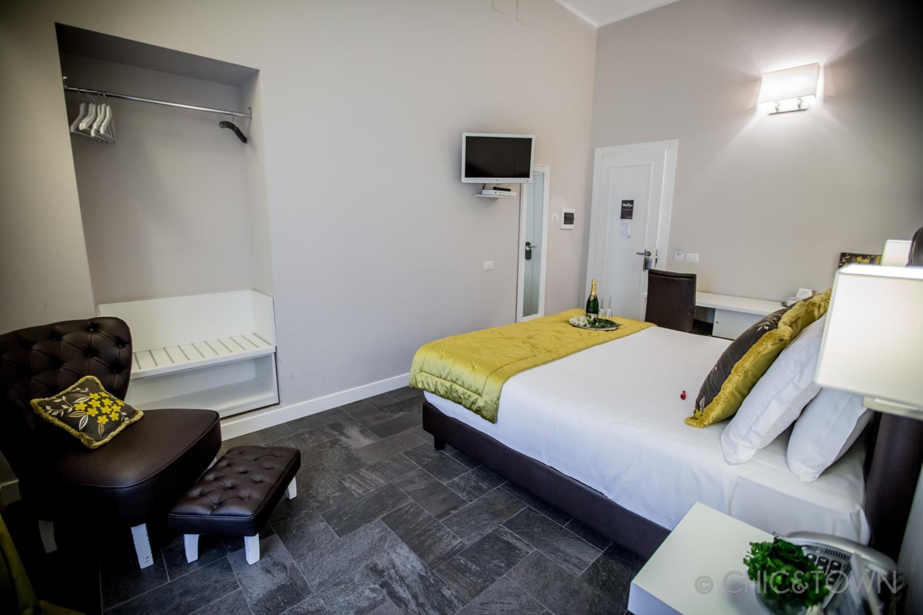Superior Double or Twin Room photo 3
