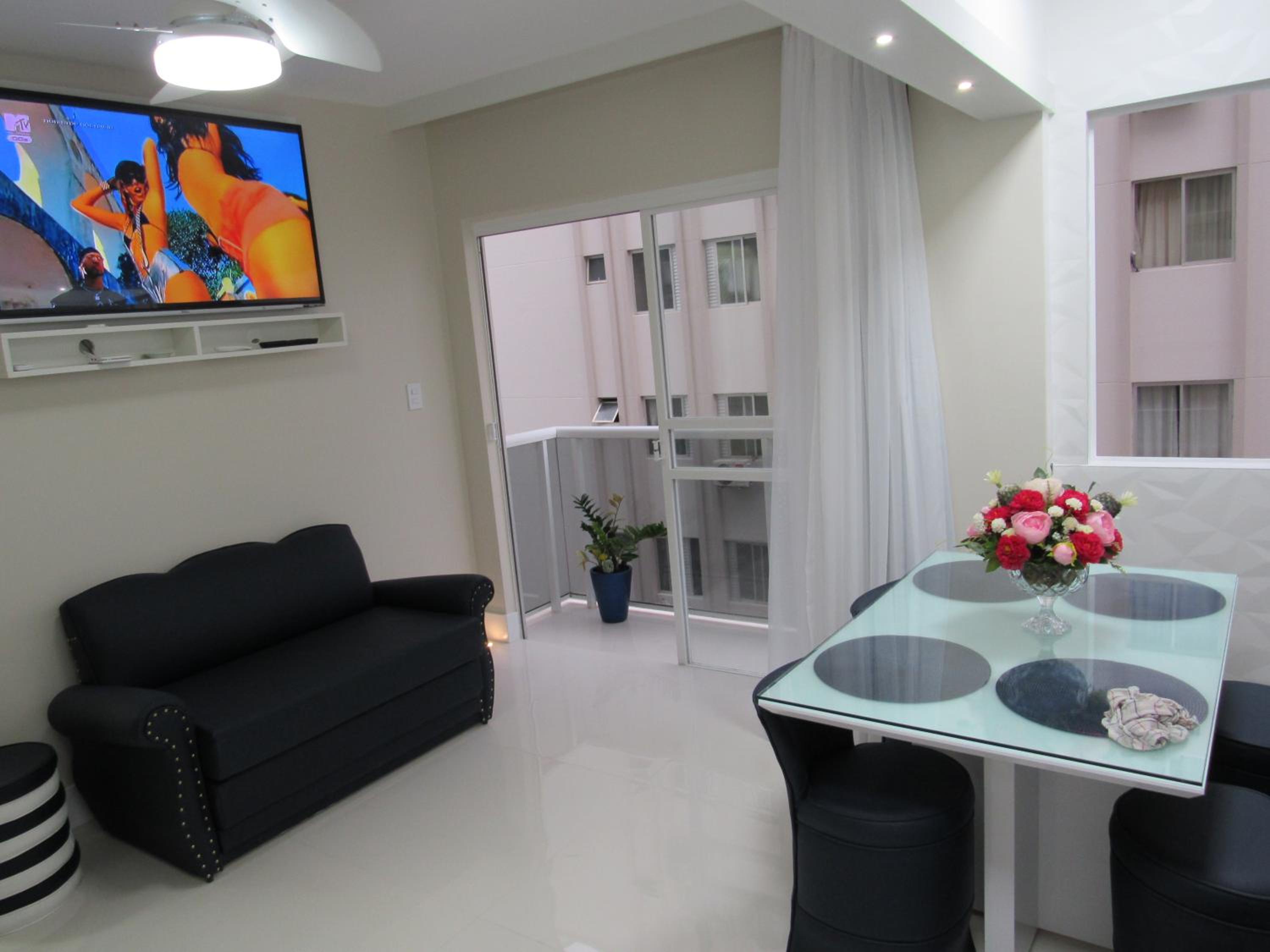 Apartment - Photo 25