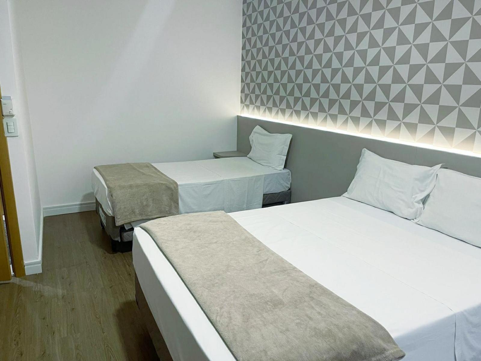 Deluxe Triple Room photo 3