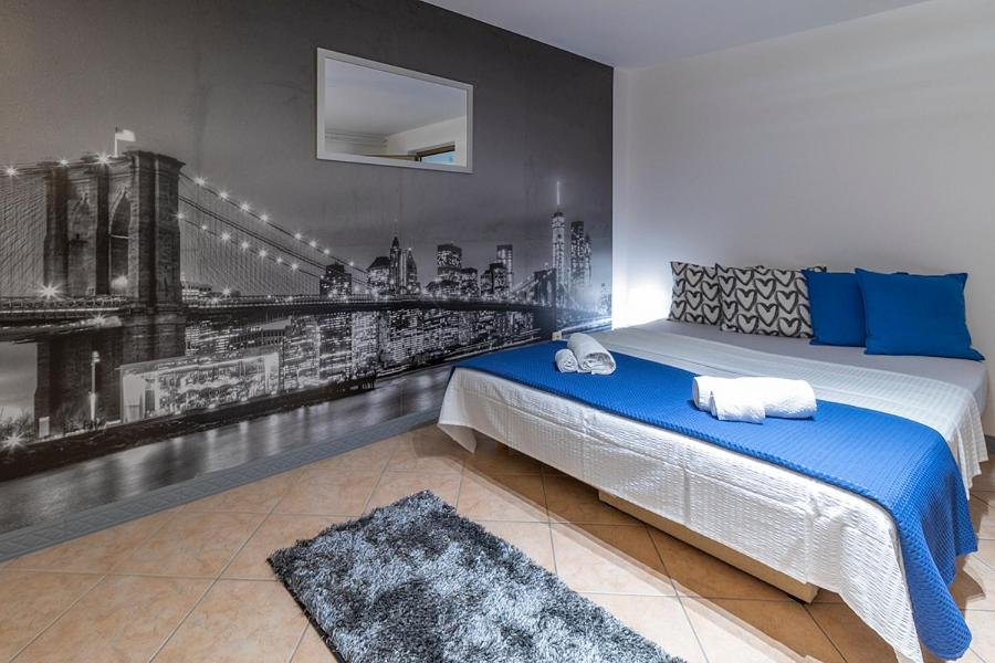 Apartment - Photo 22