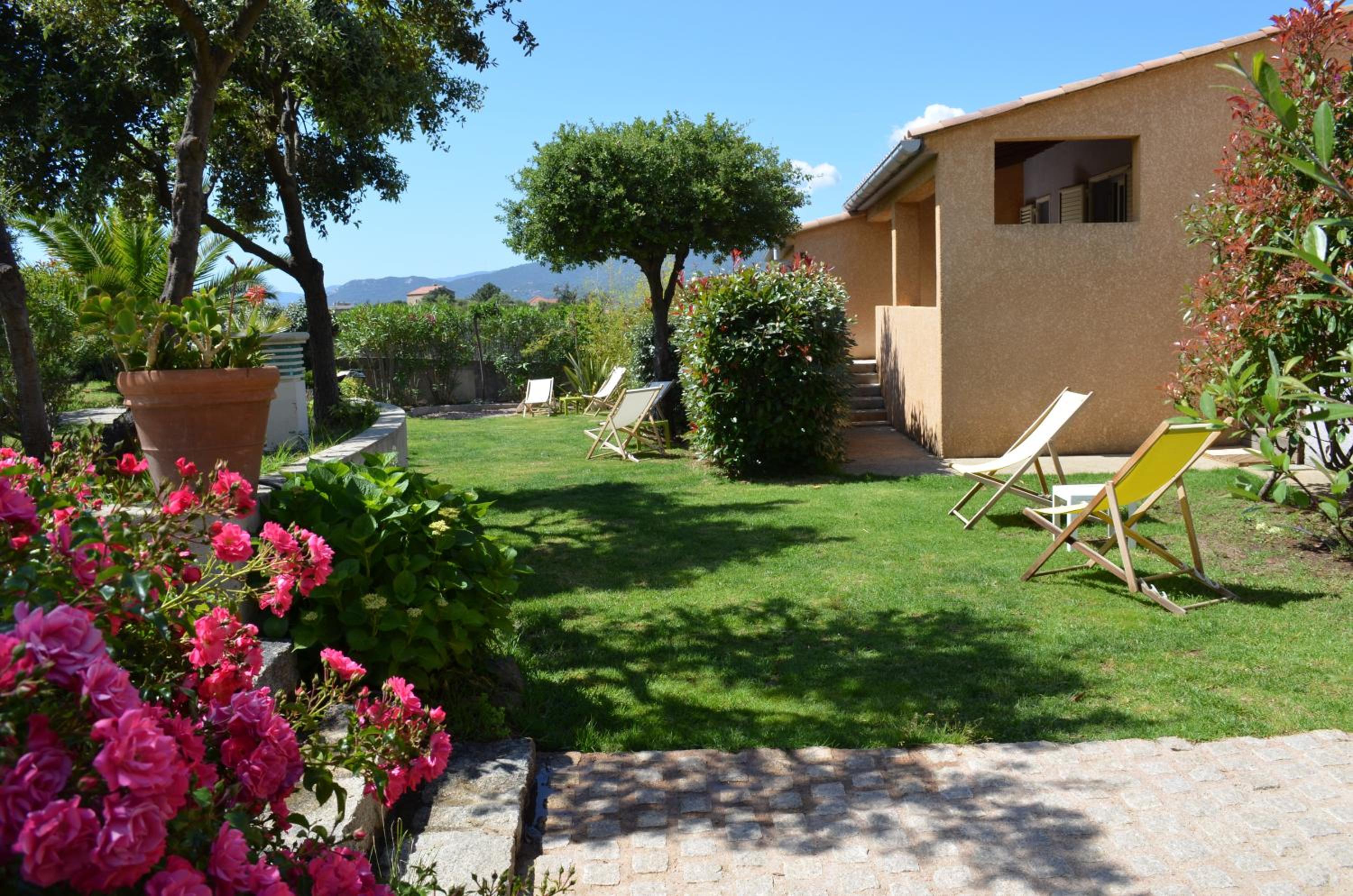 Two-Bedroom Villa - Photo 27