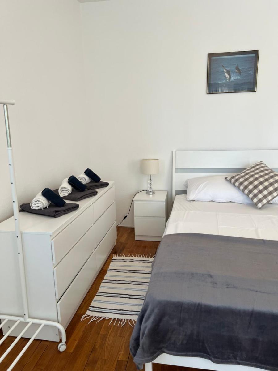 Studio Apartment photo 1