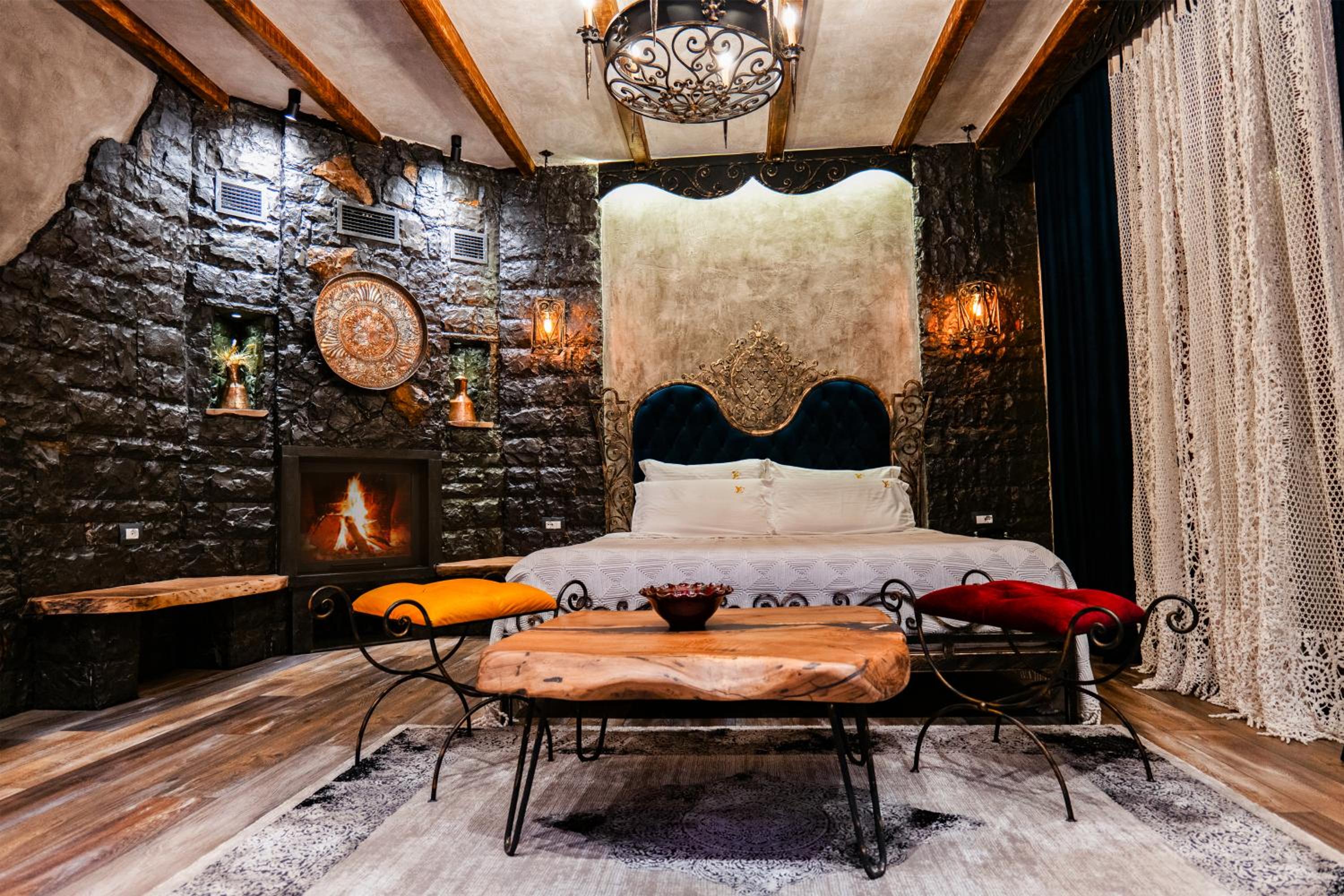 Deluxe Suite photo 1
