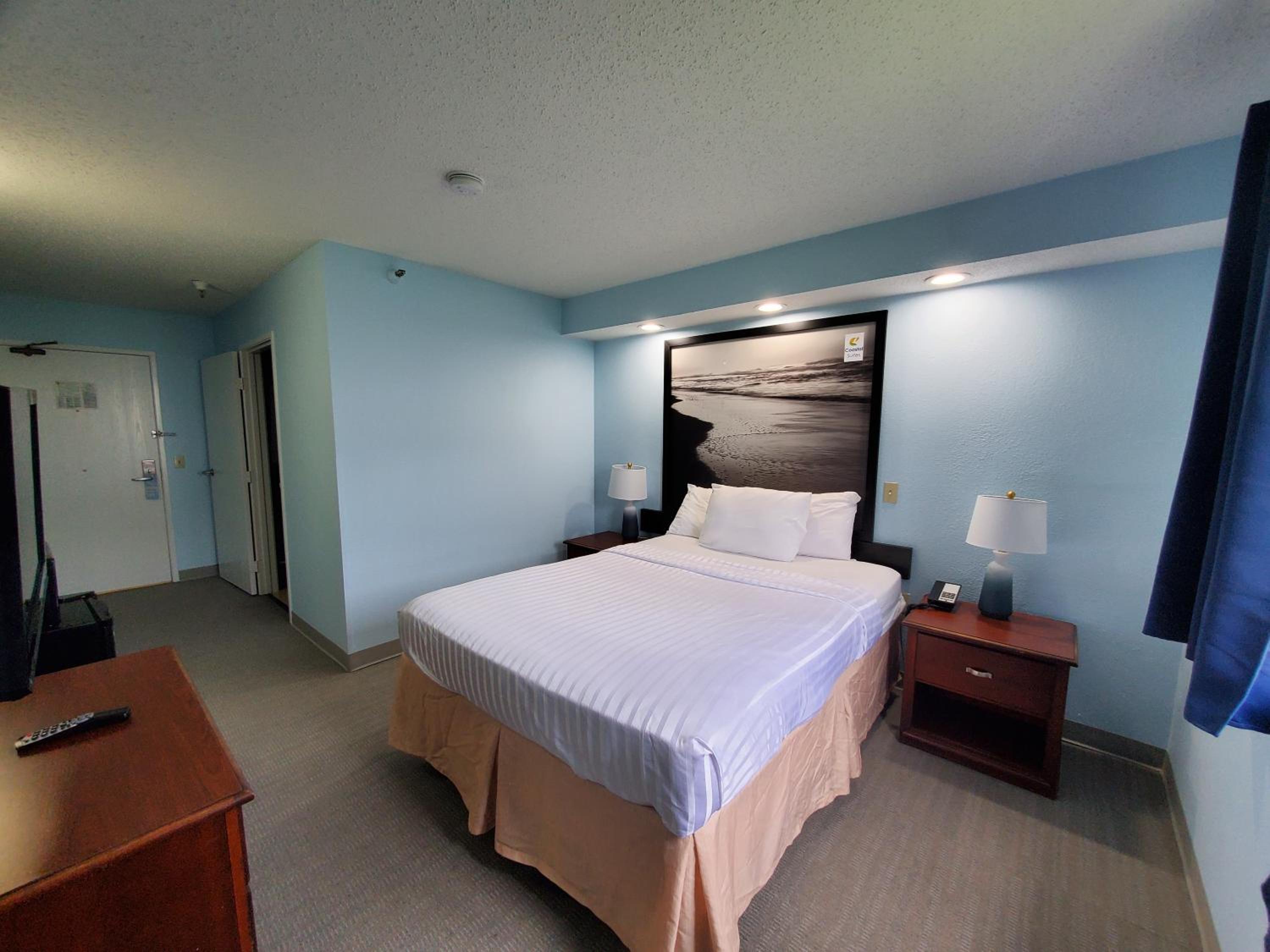 Queen Room - Disability Access - Photo 3