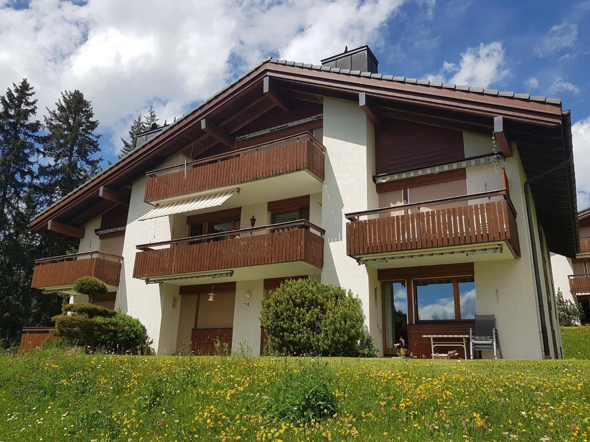 Apartment with Mountain View photo 1