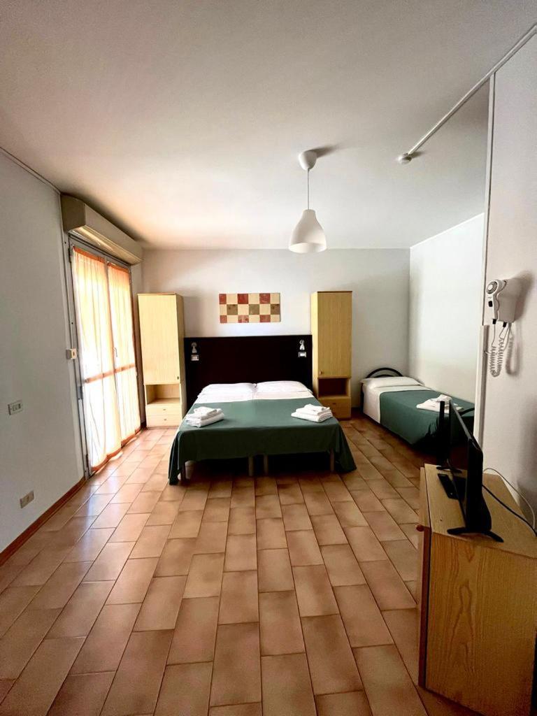 Triple Room with Balcony photo 3