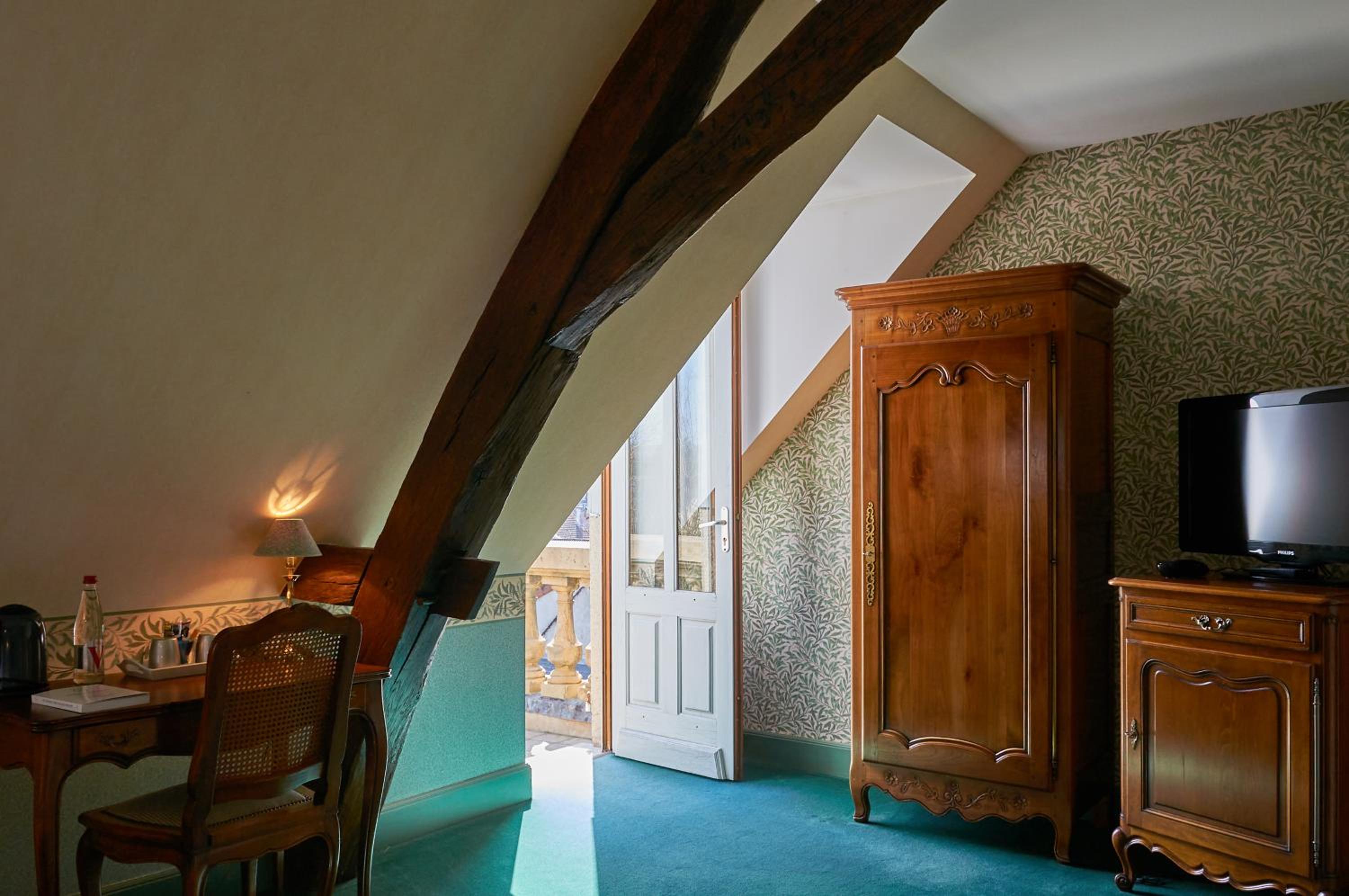 Superior Double Room - Photo 3