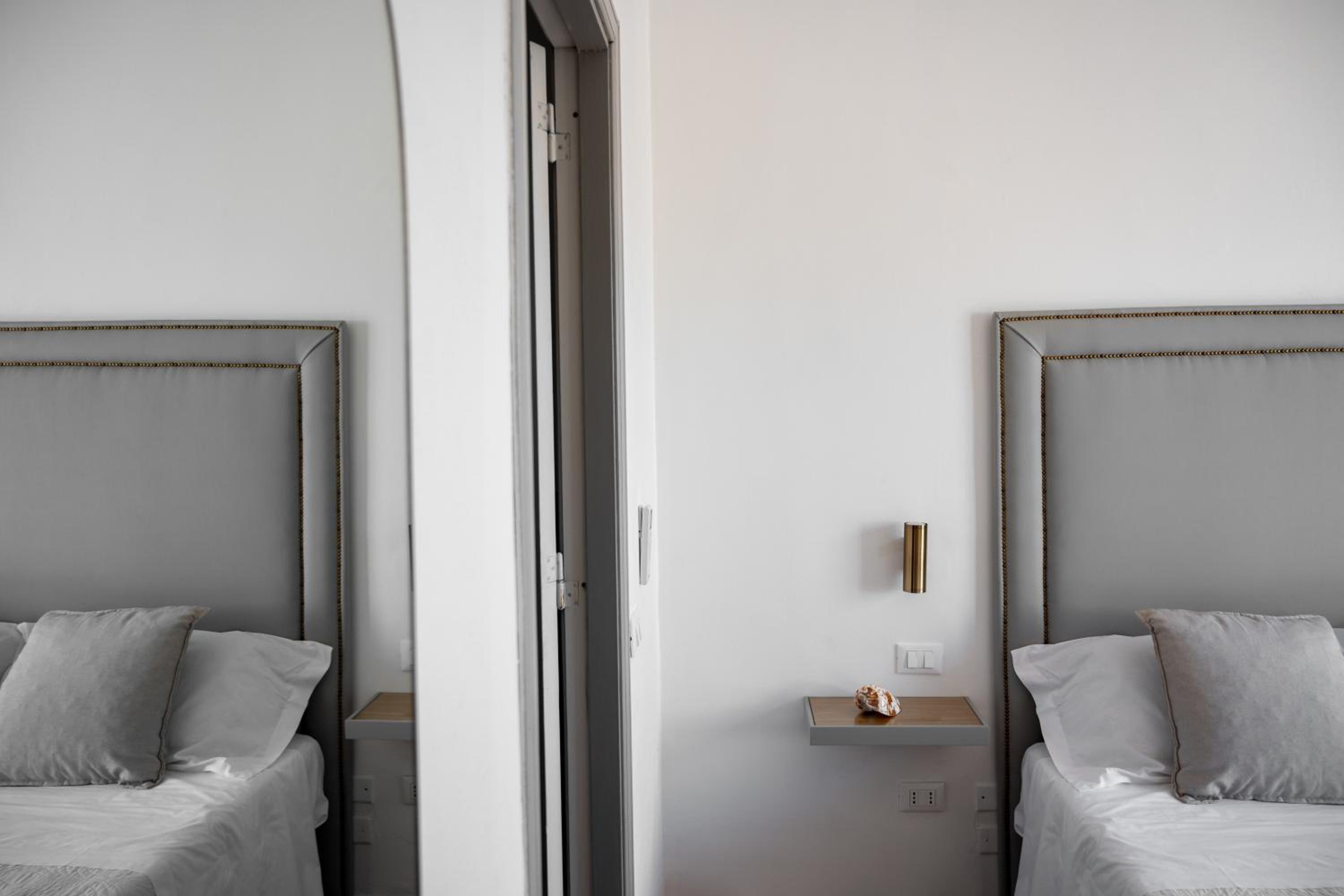 Deluxe Double Room - Photo 2