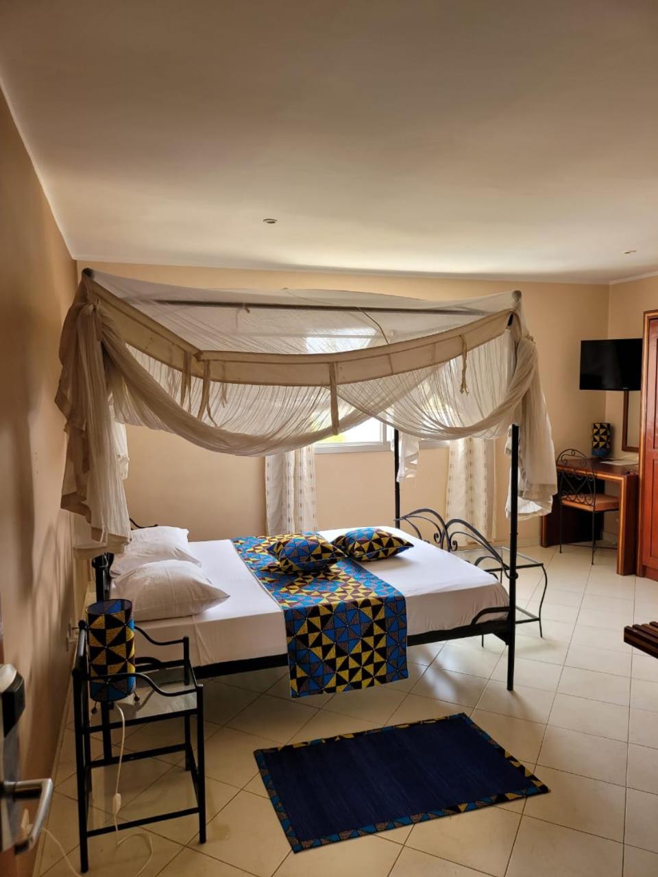 Double or Twin Room photo 1