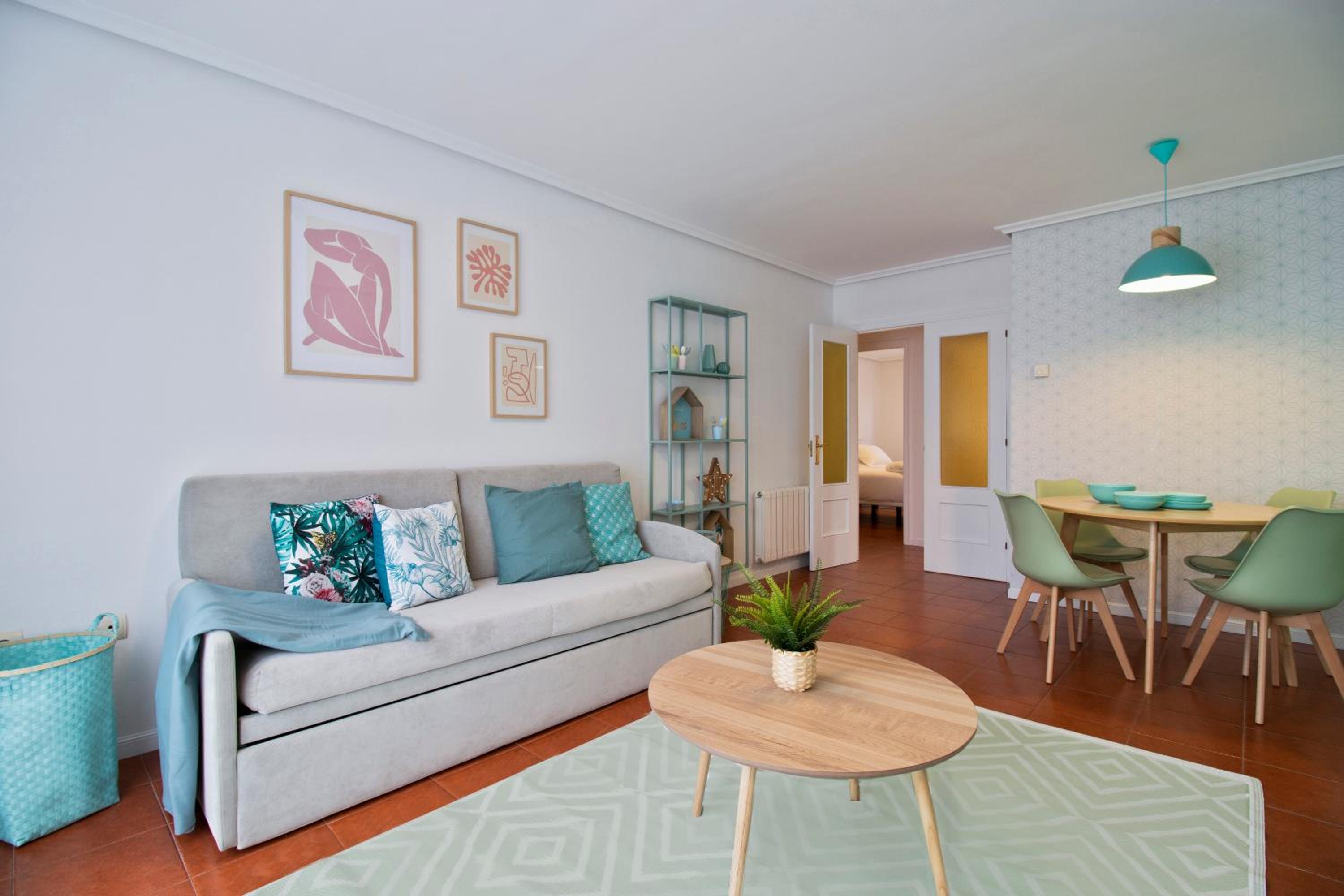 Superior Two-Bedroom Apartment with Garden (4-6 Adults)