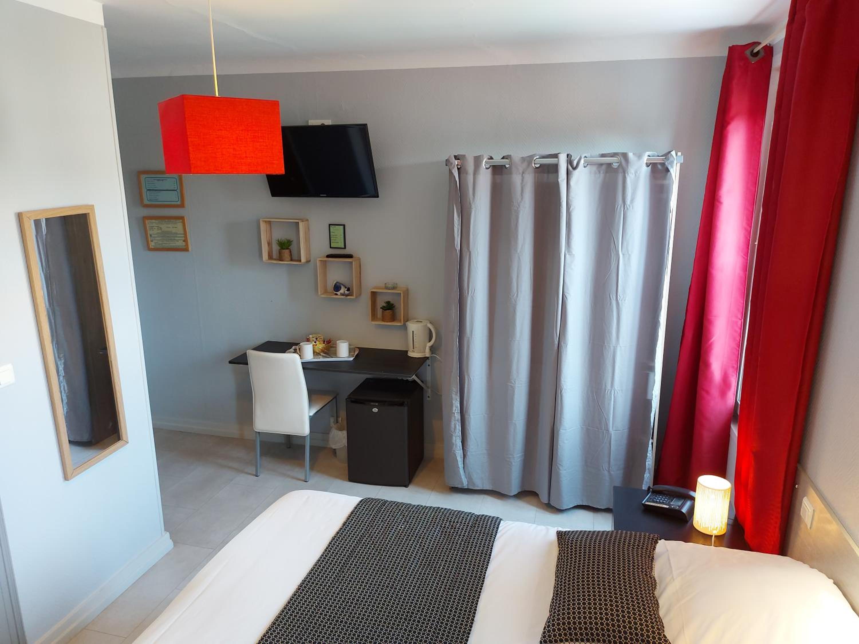 Double Room (1 - 2 Adults) - Photo 31