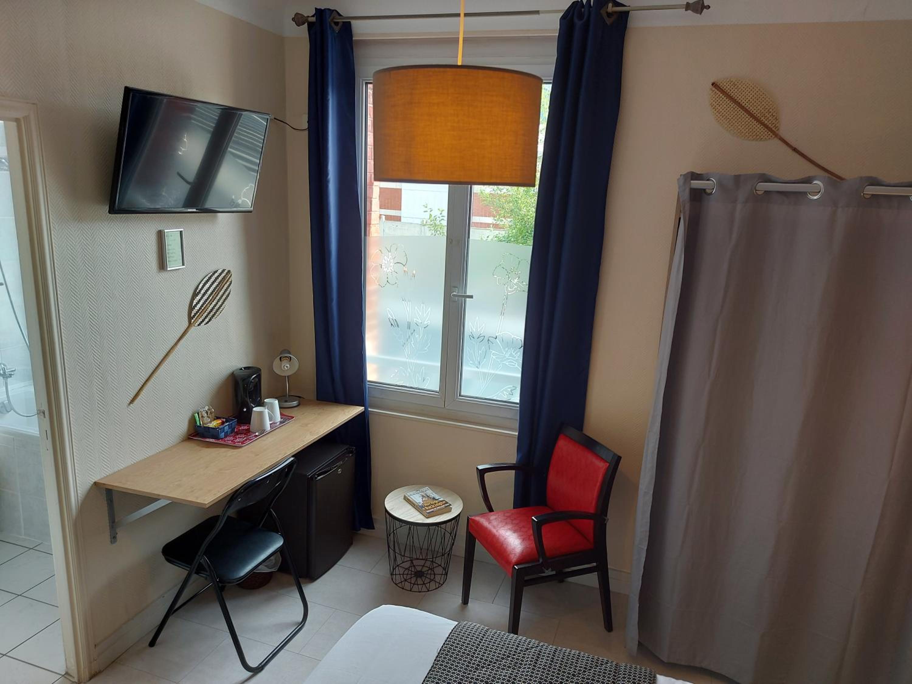 Double Room (1 - 2 Adults) - Photo 13