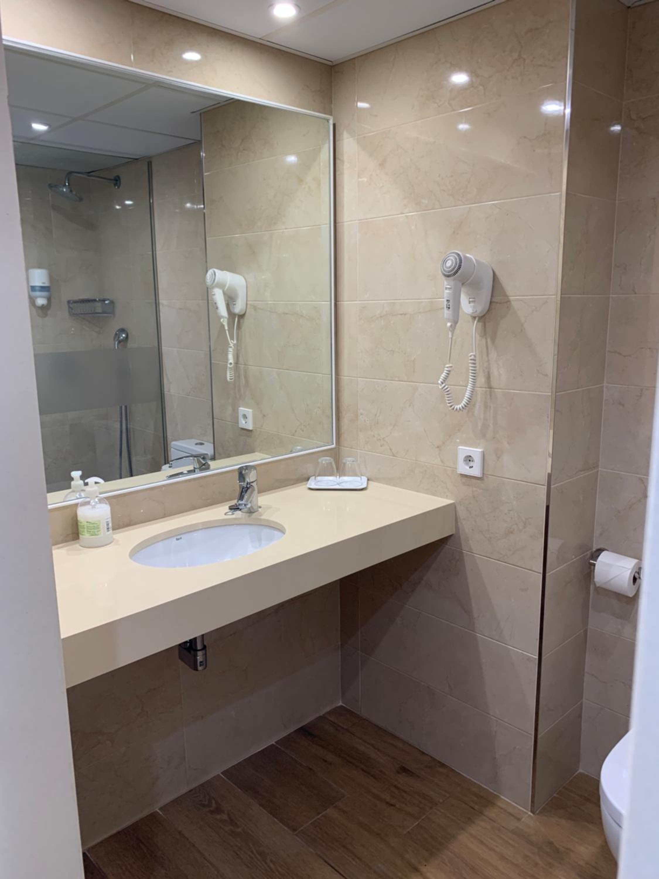 Economy Double or Twin Room