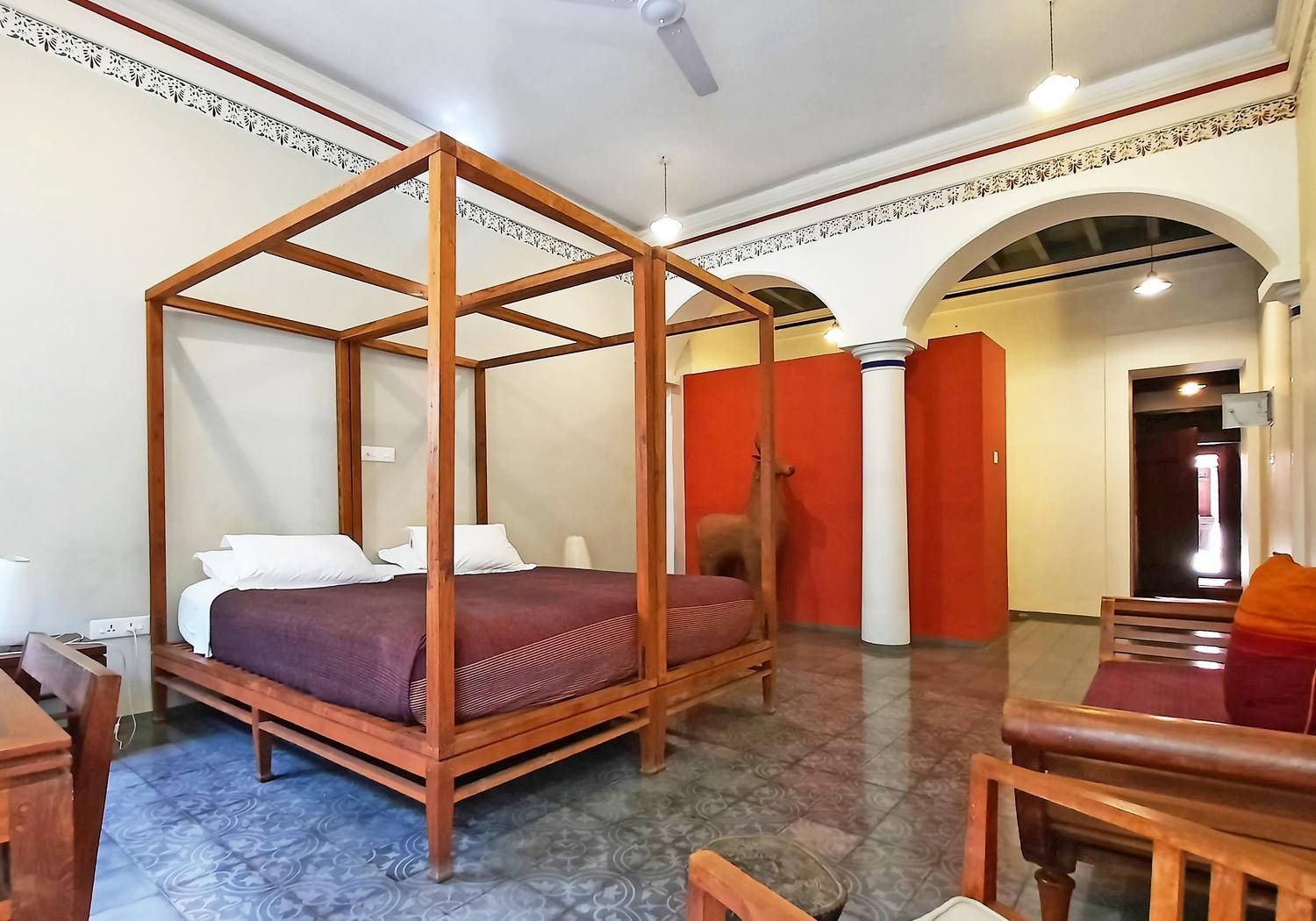 Deluxe Double or Twin Room photo 2