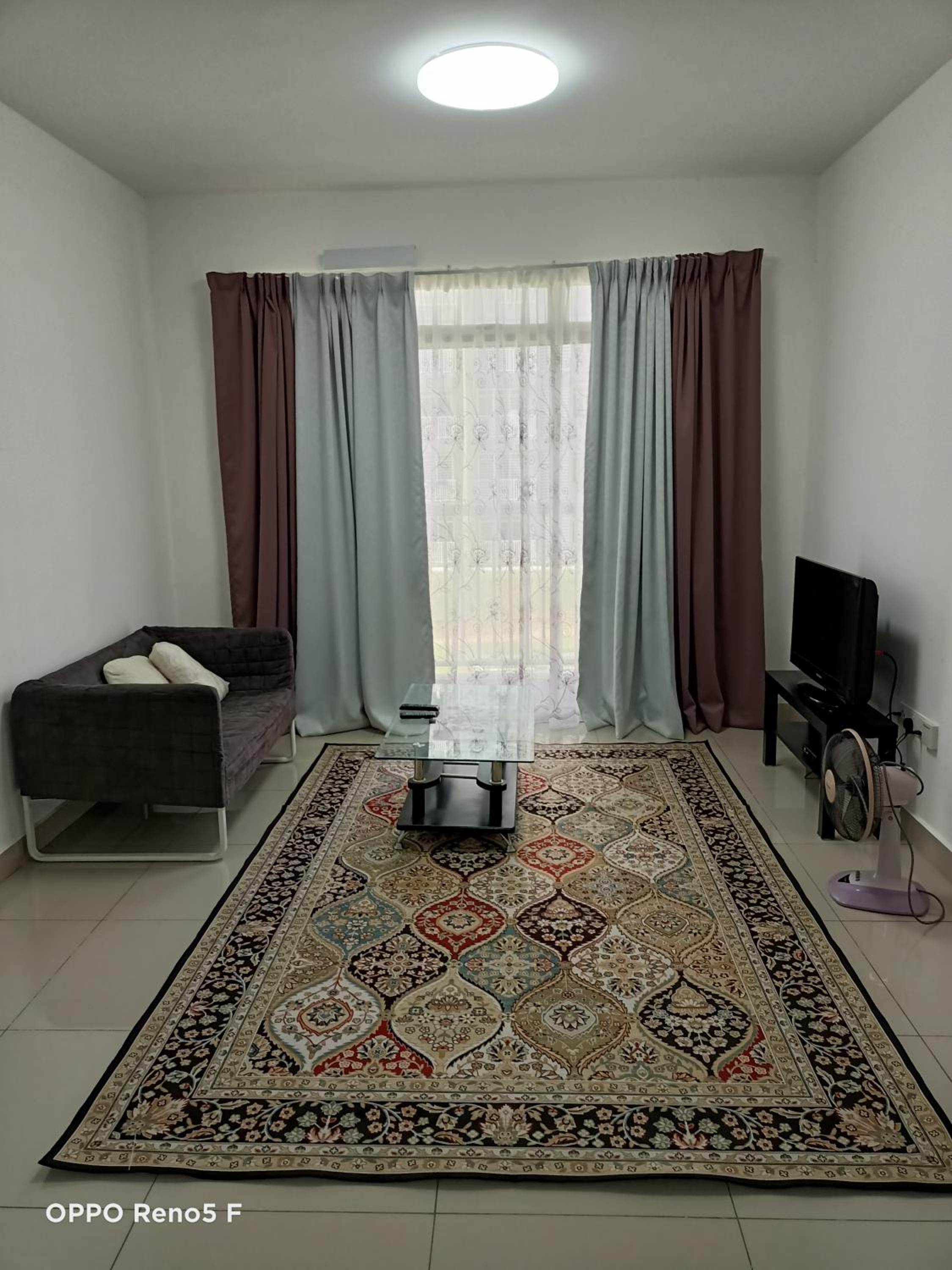 Three-Bedroom Apartment photo 1