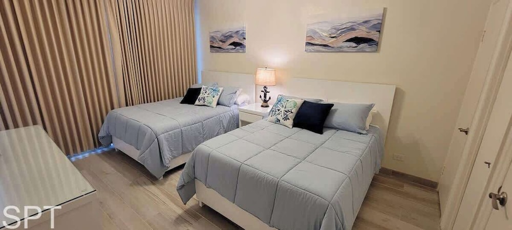 Condo, Multiple Beds, Balcony, Partial Ocean View photo 1