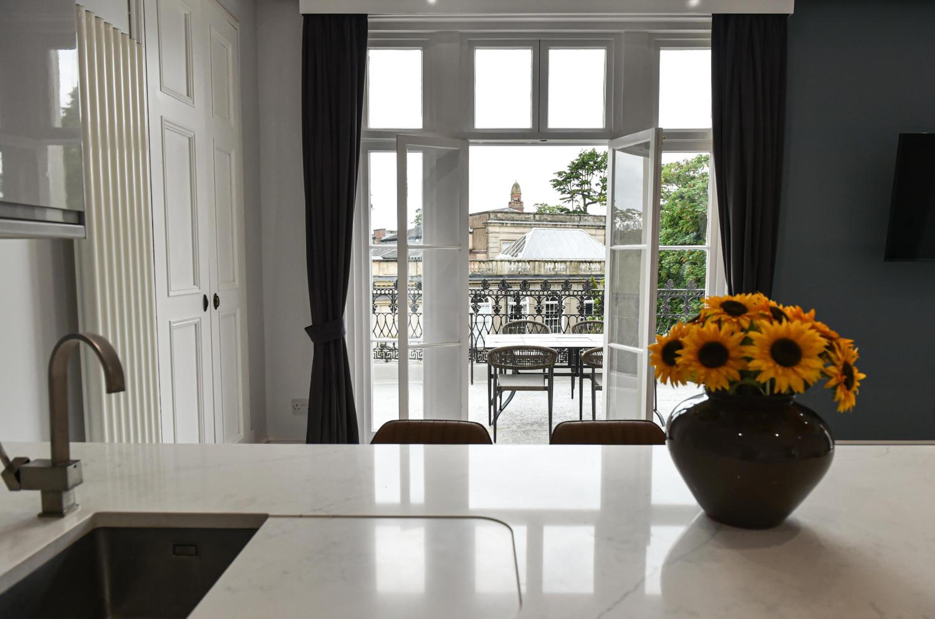 Duplex Apartment - Photo 3