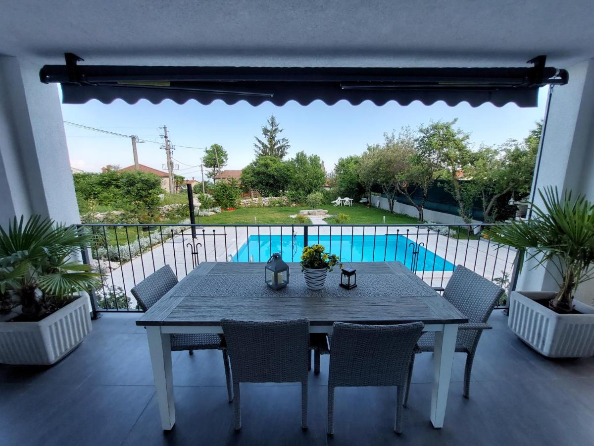 Superior Apartment photo 1