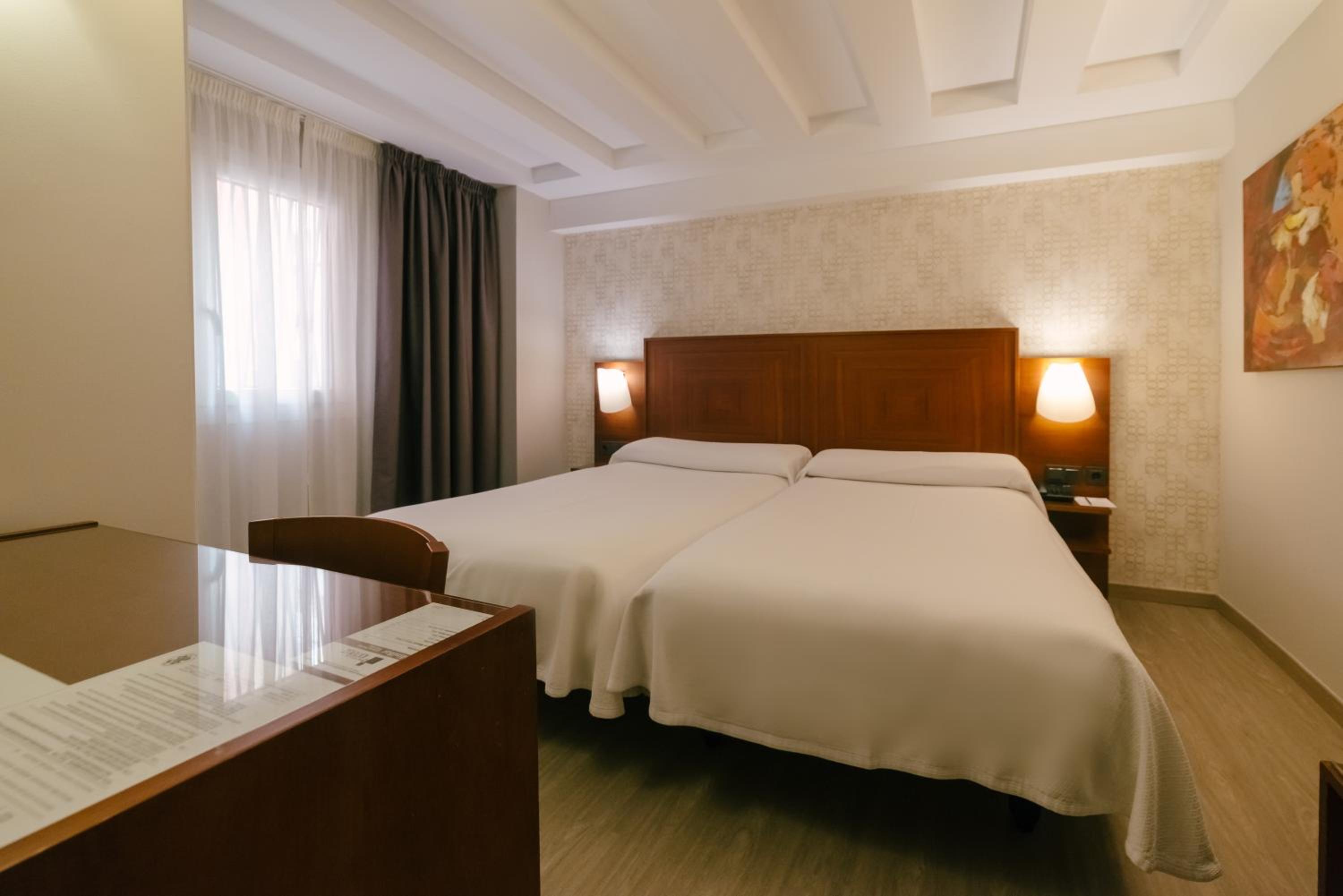 Habitación Doble o con Dos Camas con Estacionamiento