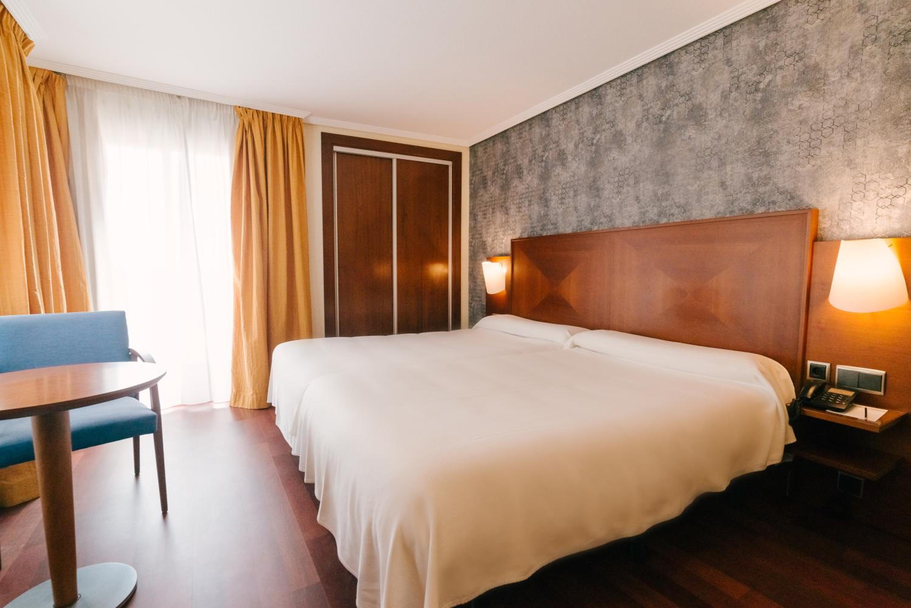 Habitación Doble o con Dos Camas con Cama Adicional