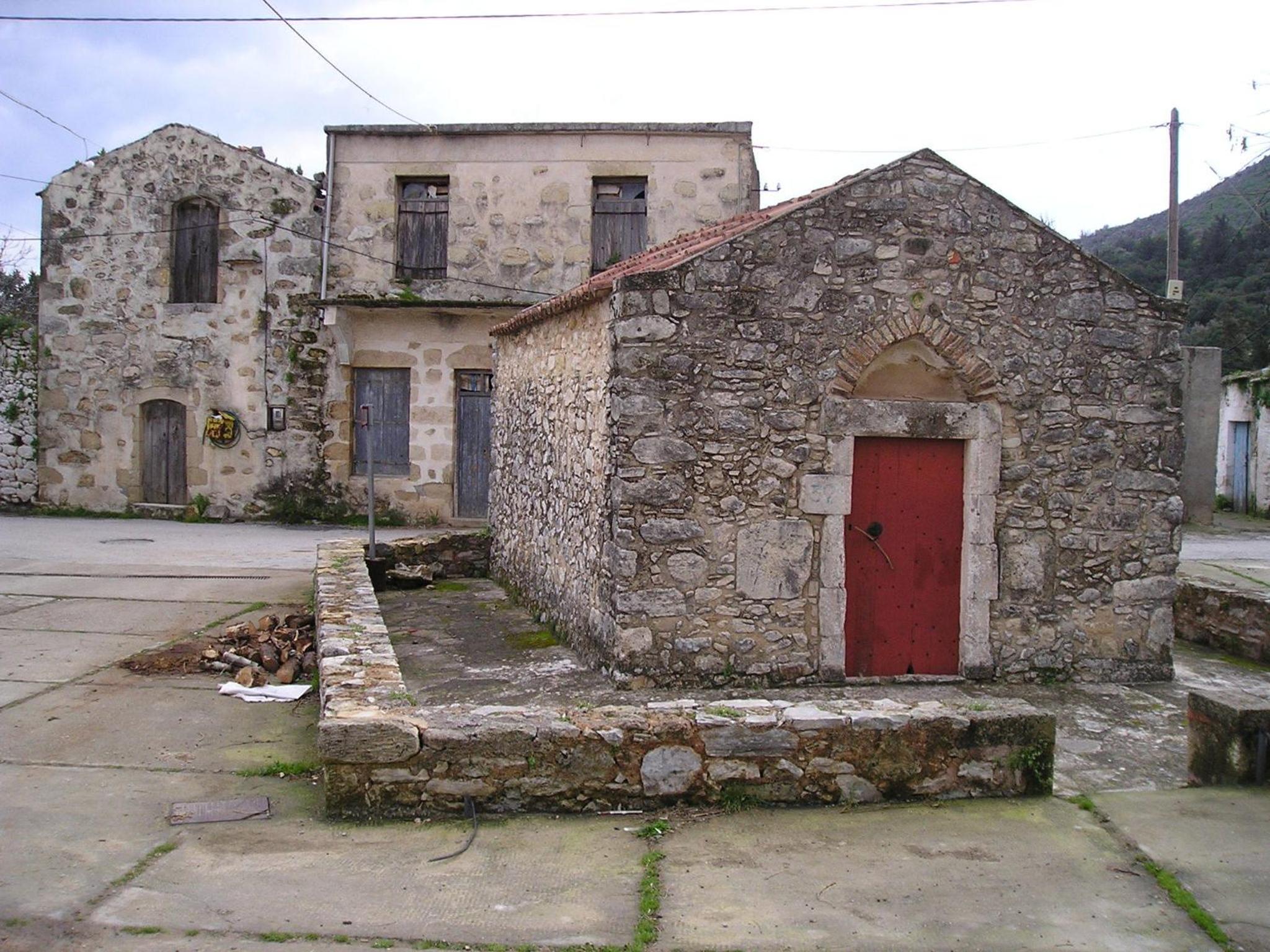 Villa with Private Pool - Photo 38