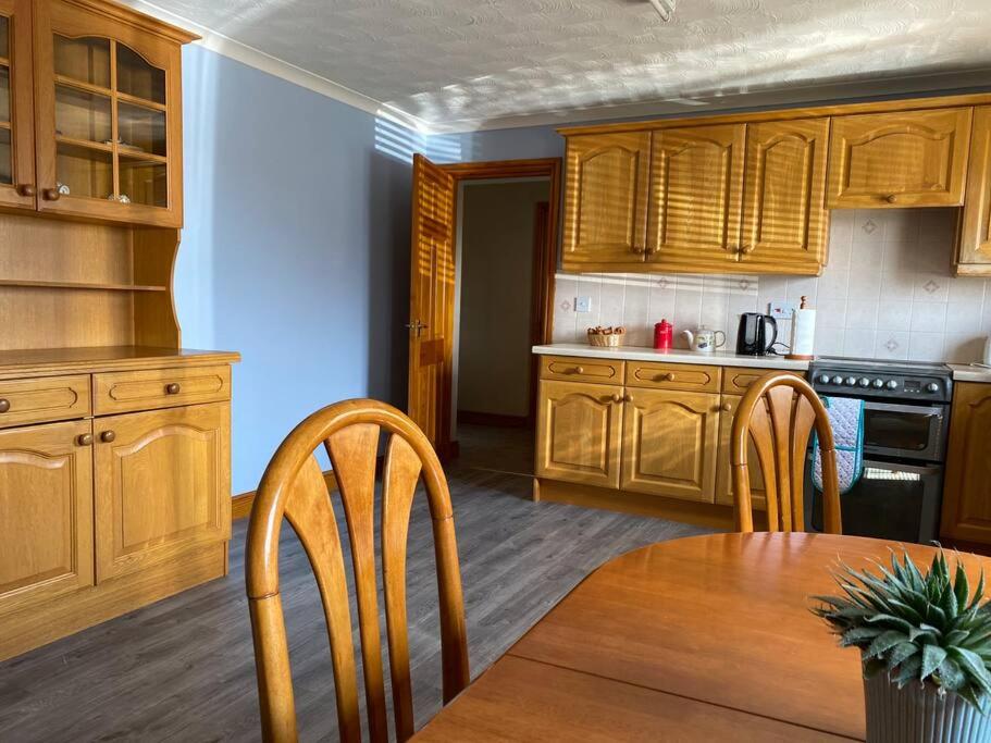 Three-Bedroom House photo 3
