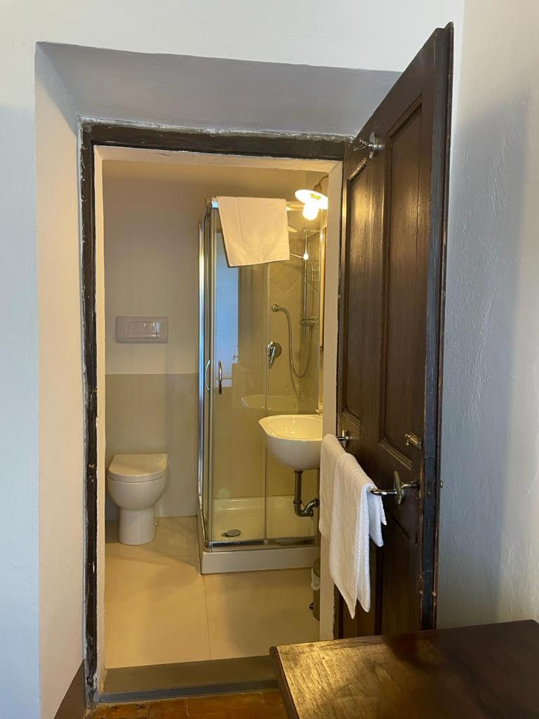 Small Double Room photo 2