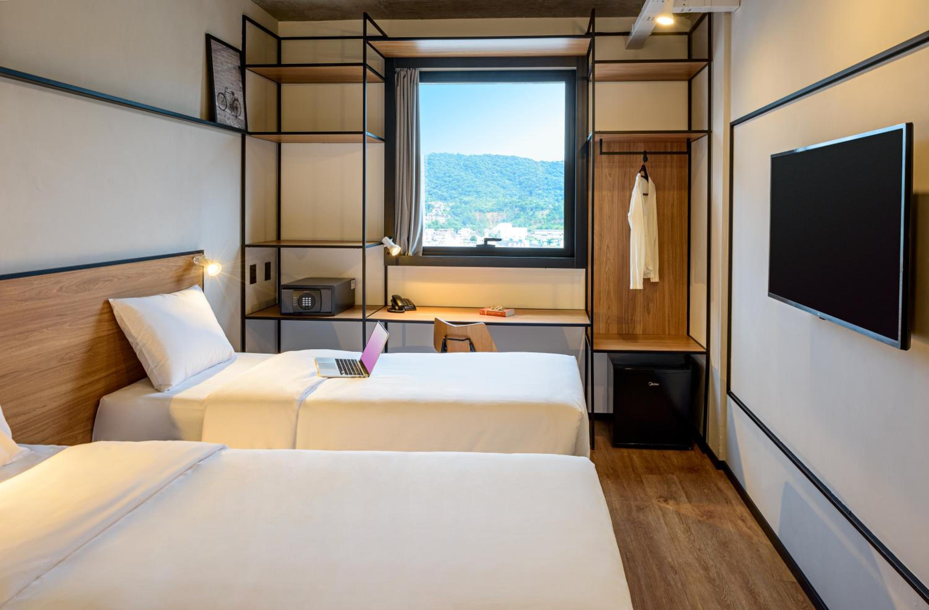 Standard Twin Room photo 1