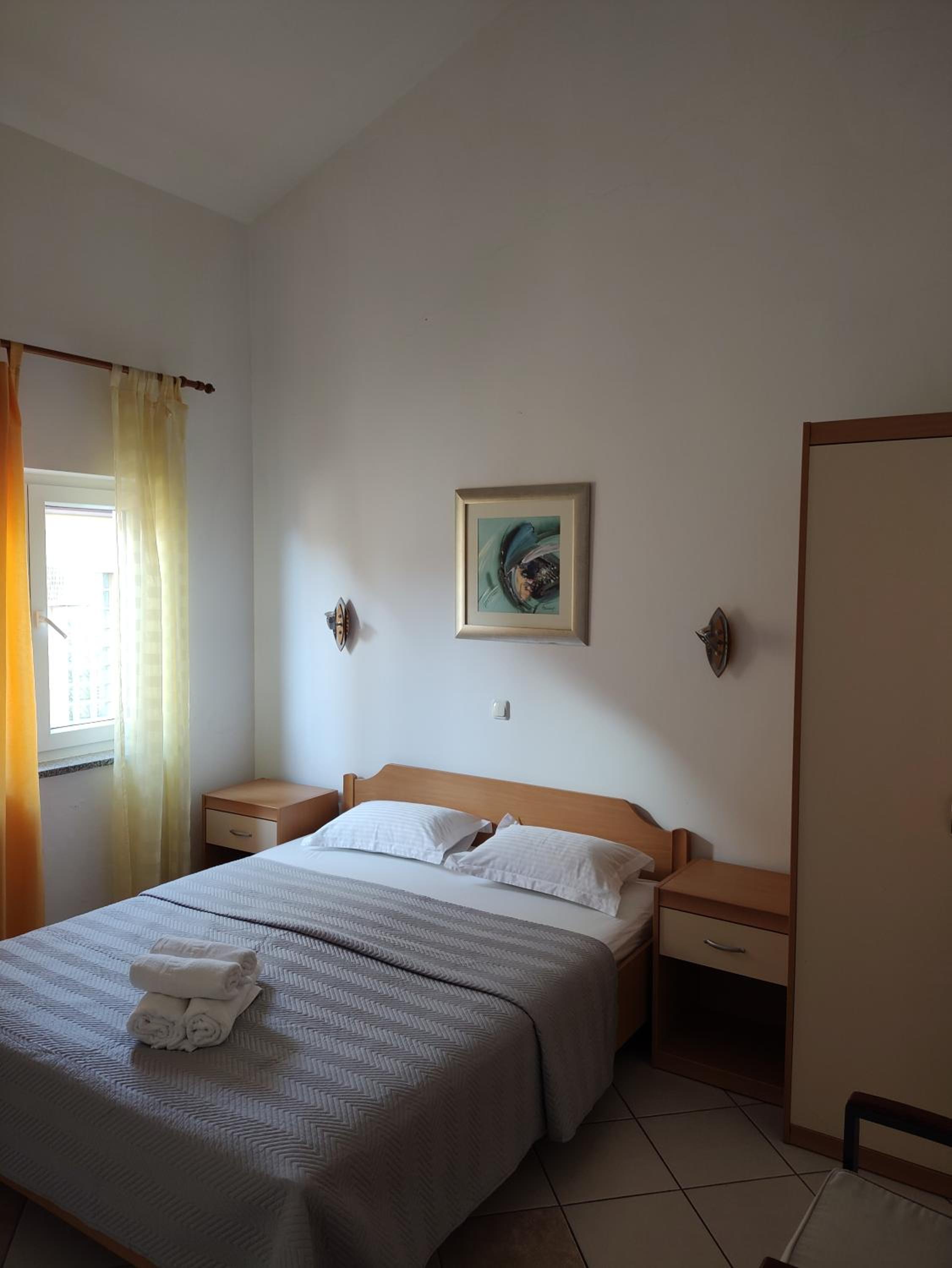 Apartment with Sea View - Photo 11